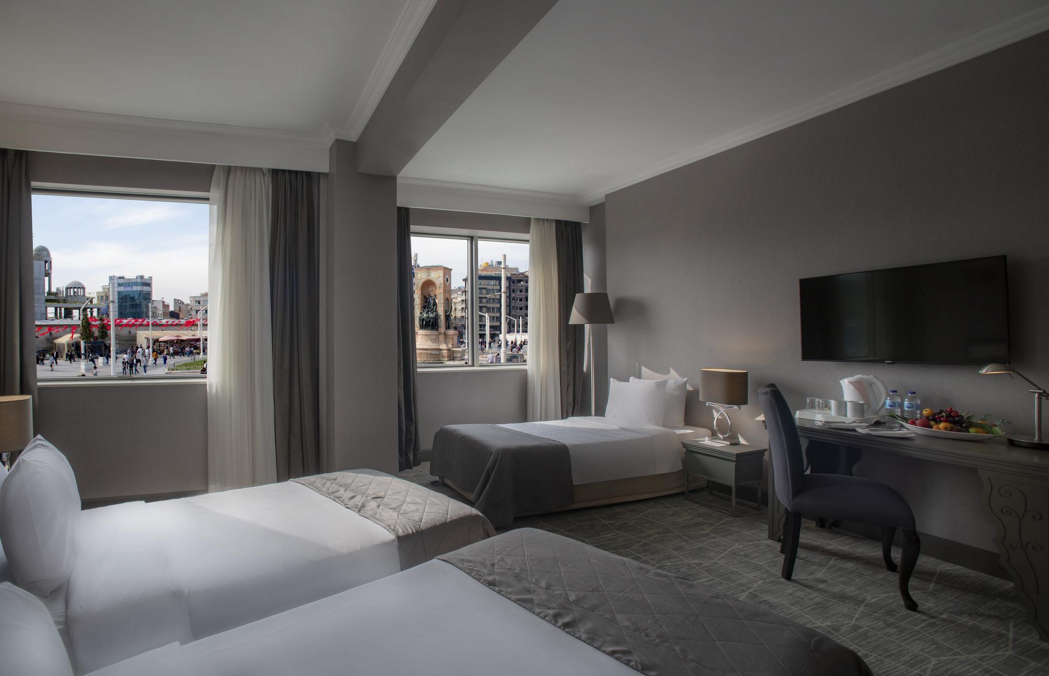 Taksim Square Hotel 4*