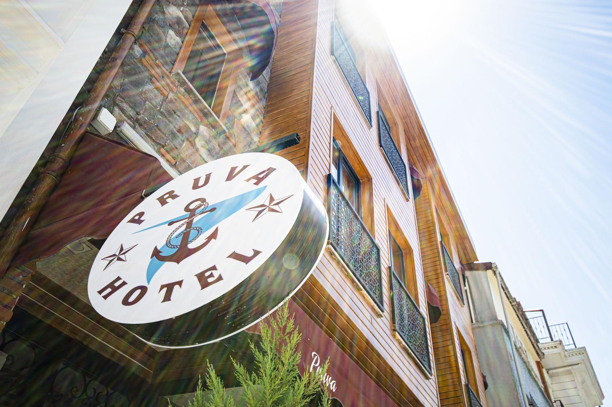 Pruva Hotel 3*