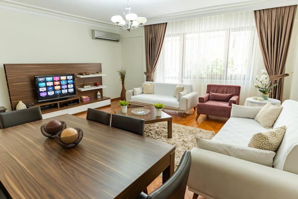 Kaplan Cosy Flat - Air Conditioned & Heated 3 Bedrooms In The Apartment