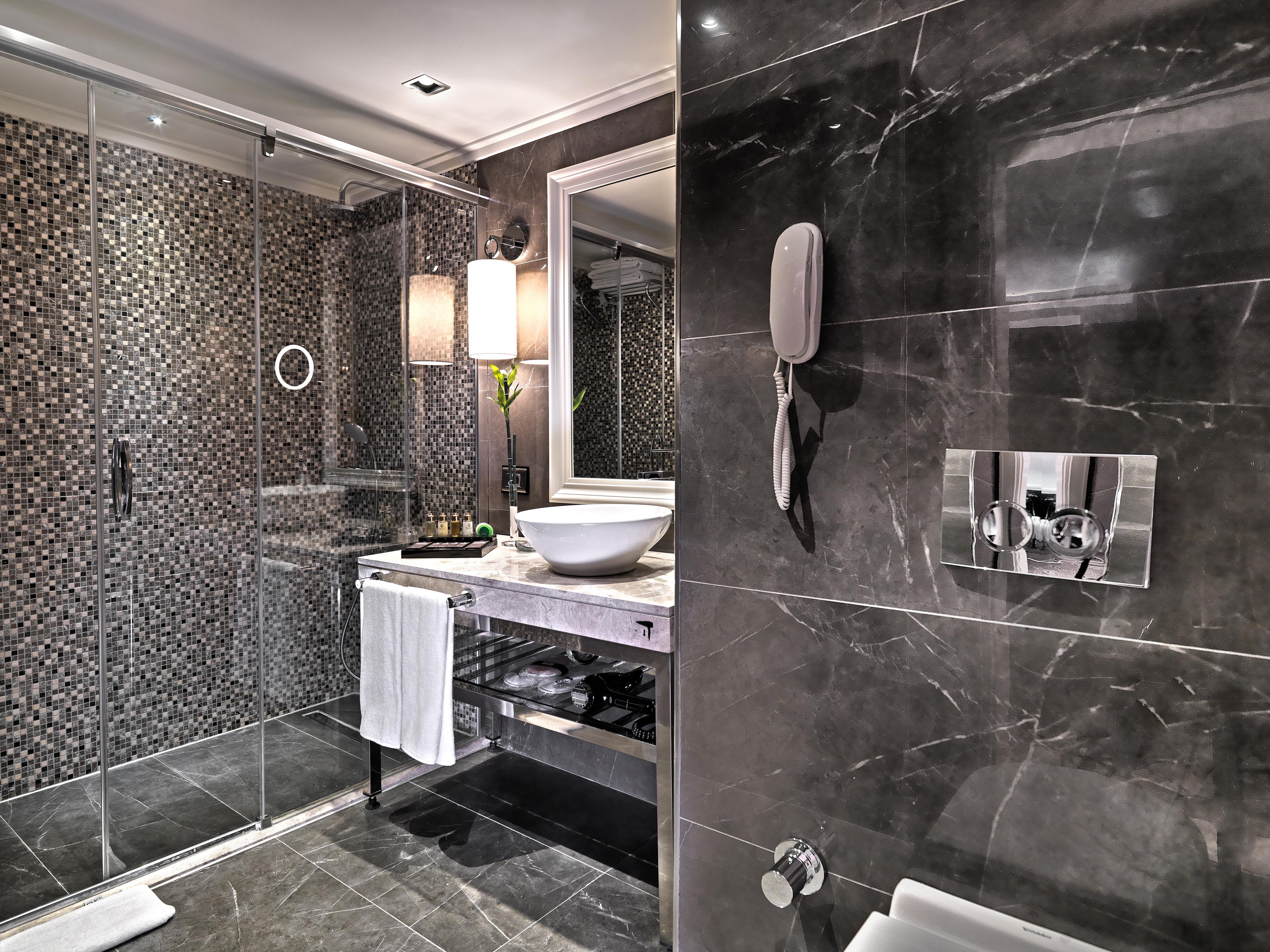 Mercure Bomonti Hotel 5*
