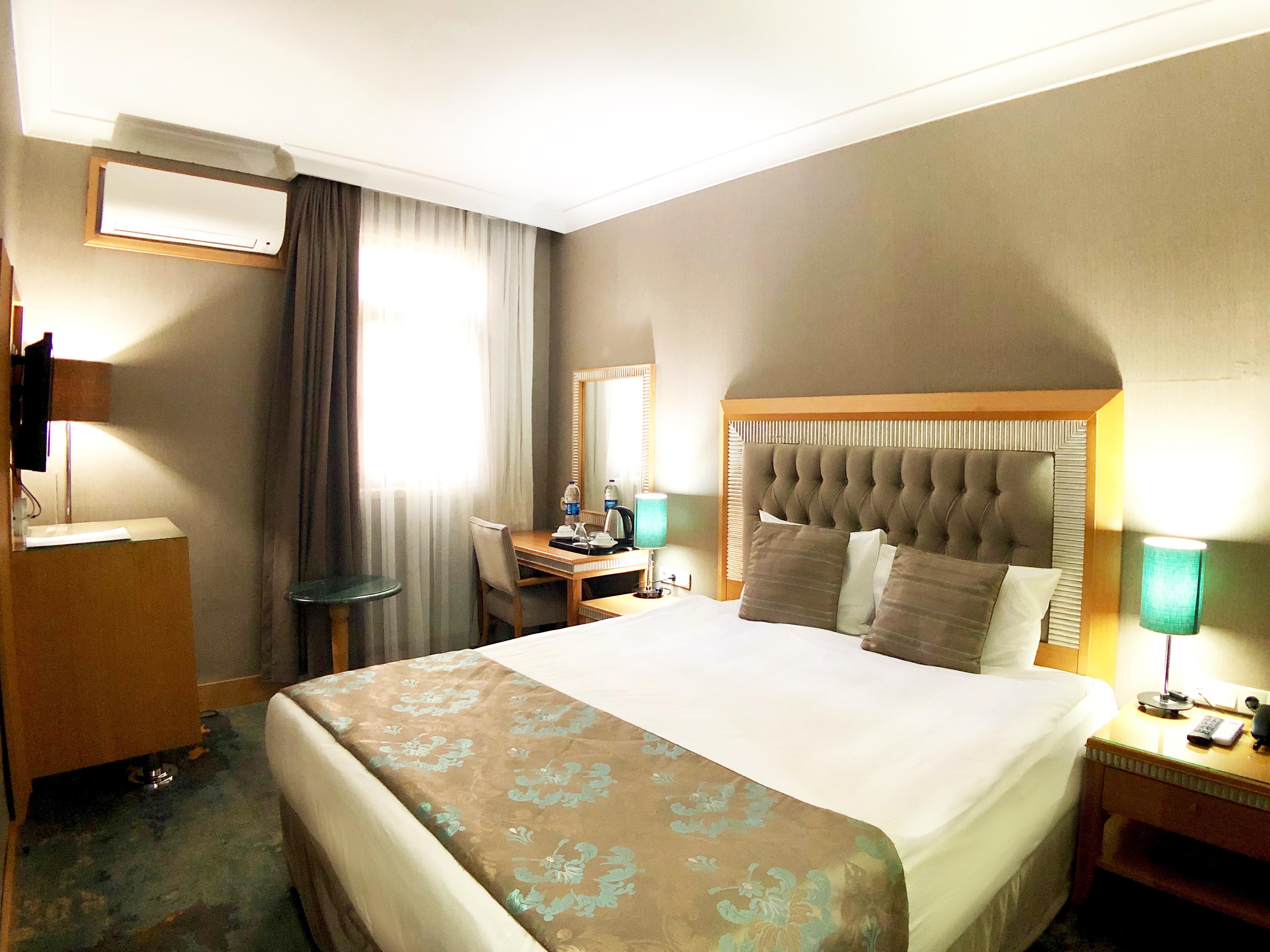 Zurich Hotel 3*