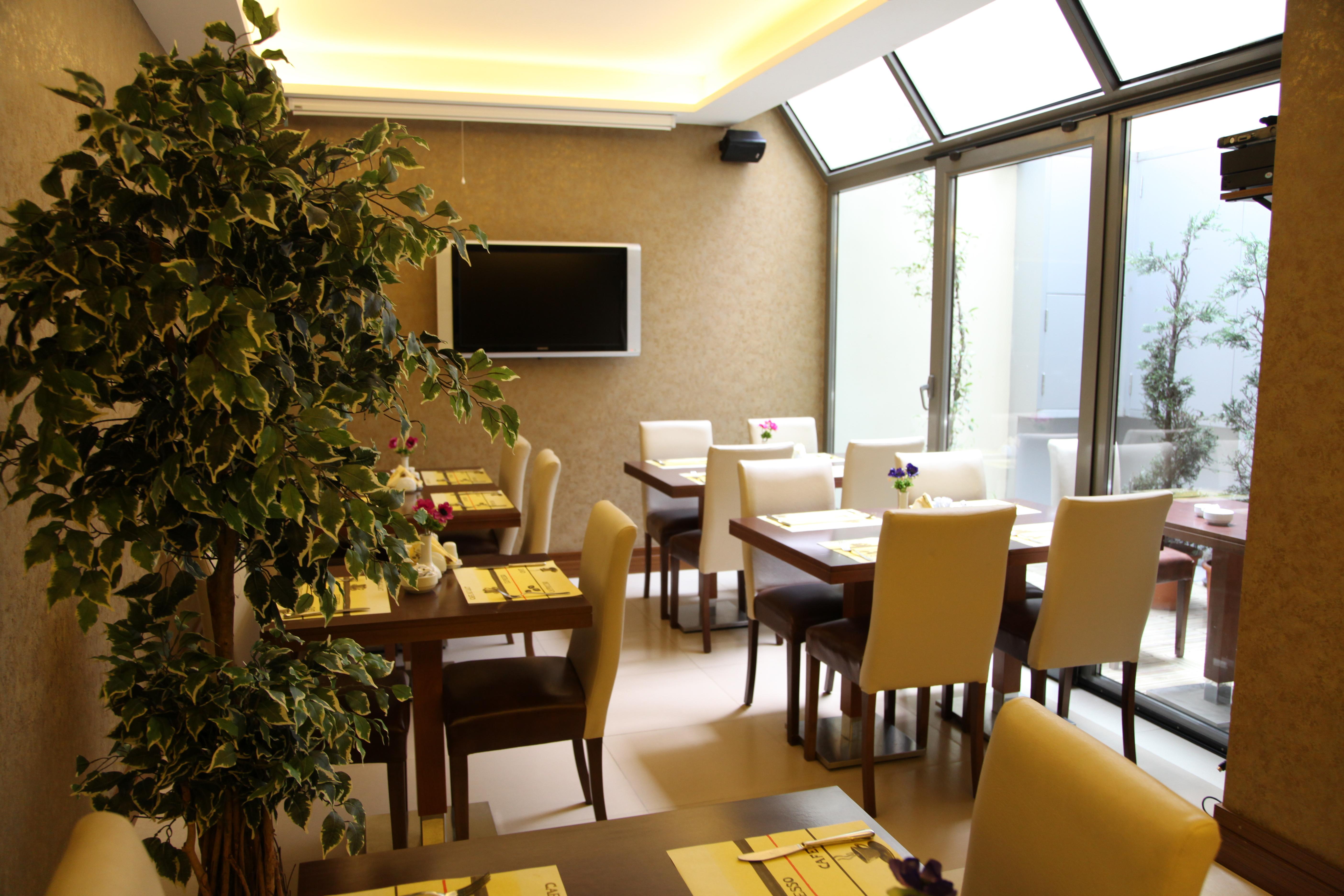 Hotel Emerald 4*