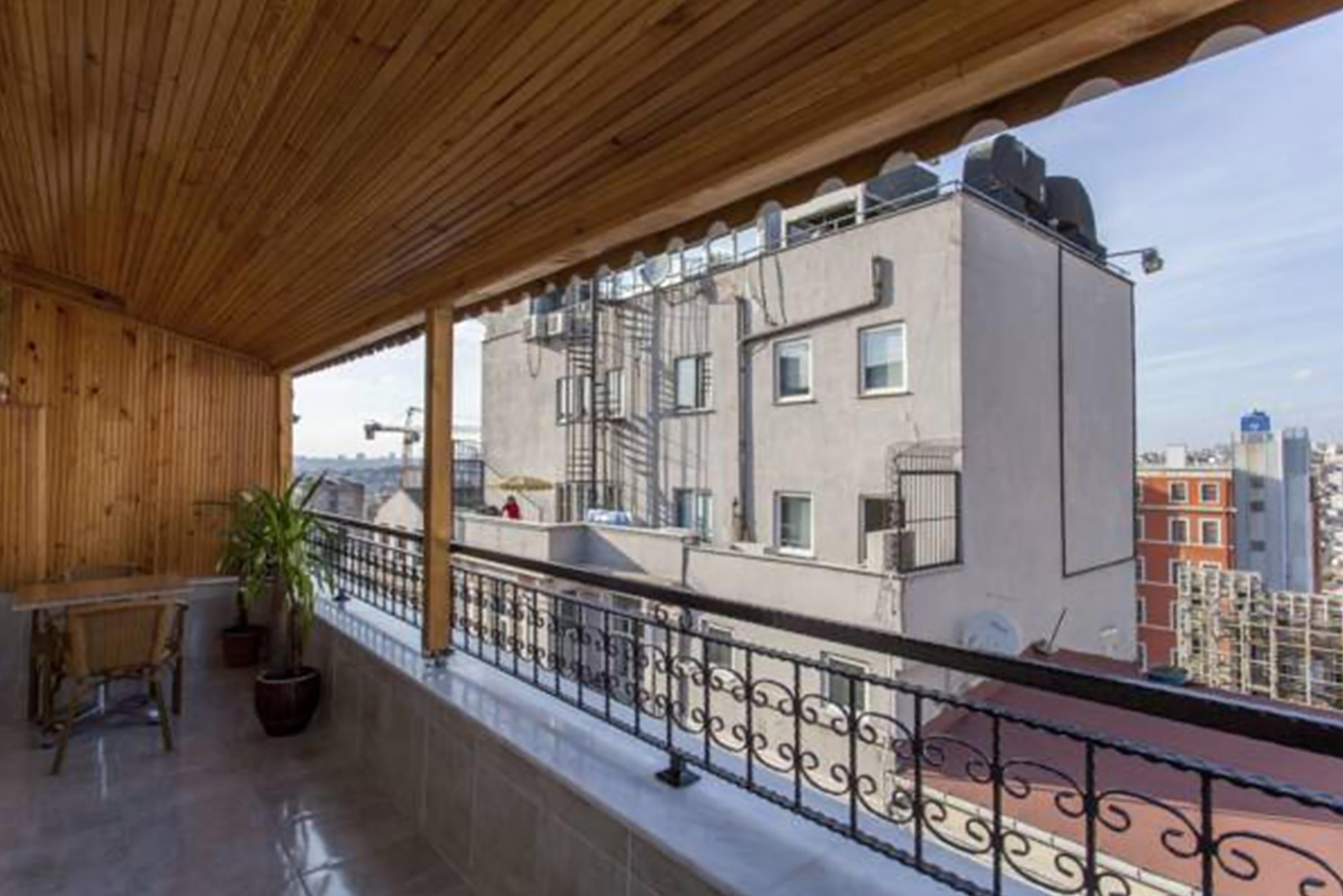 Asya World Hotel 3*