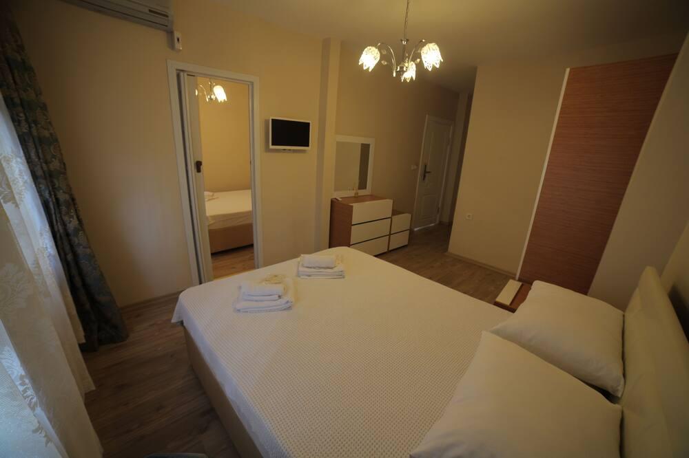 Hotel Rose Bouquets 3*