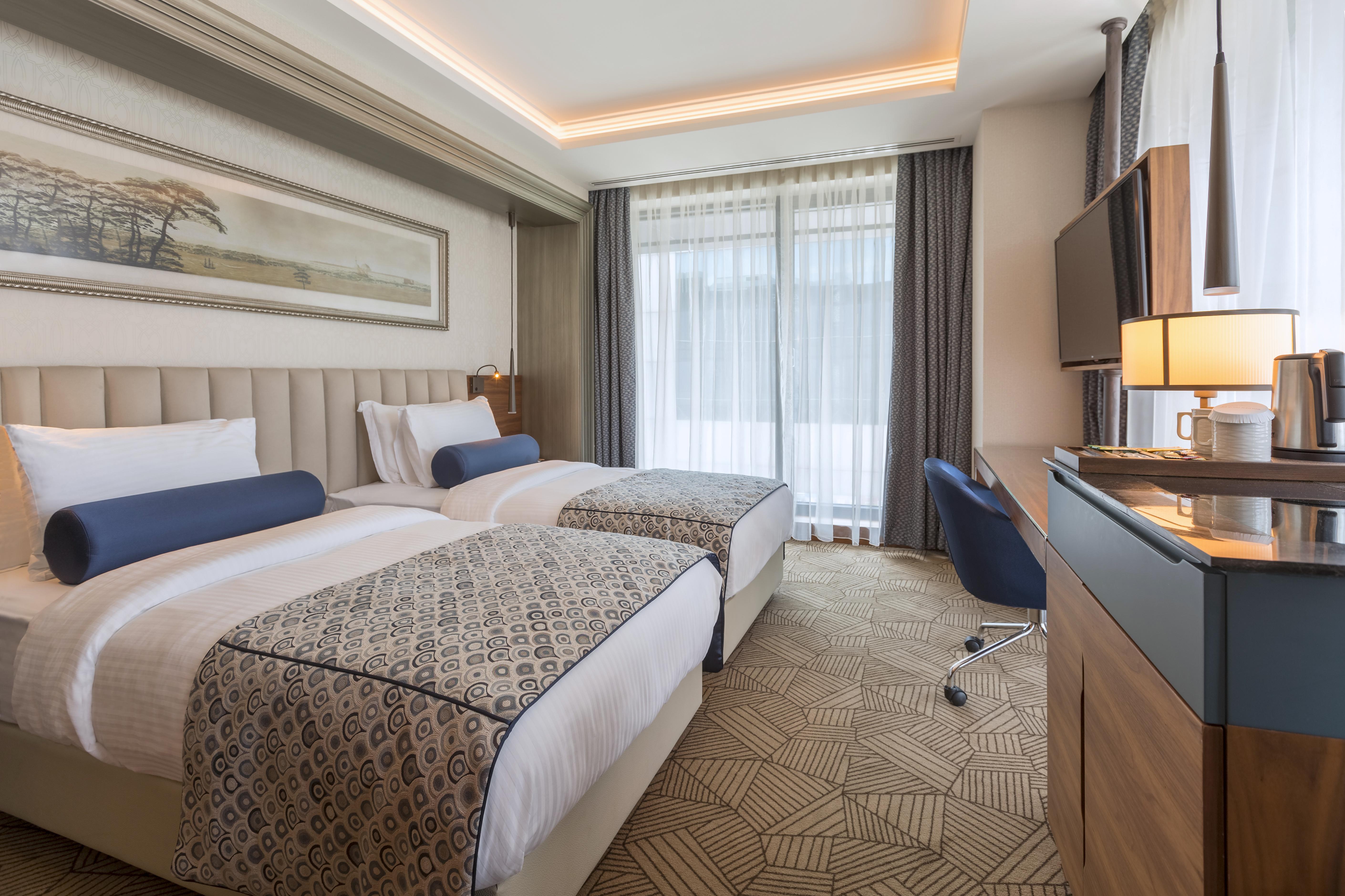 Golden Tulip Bayrampasa 5* Istanbul