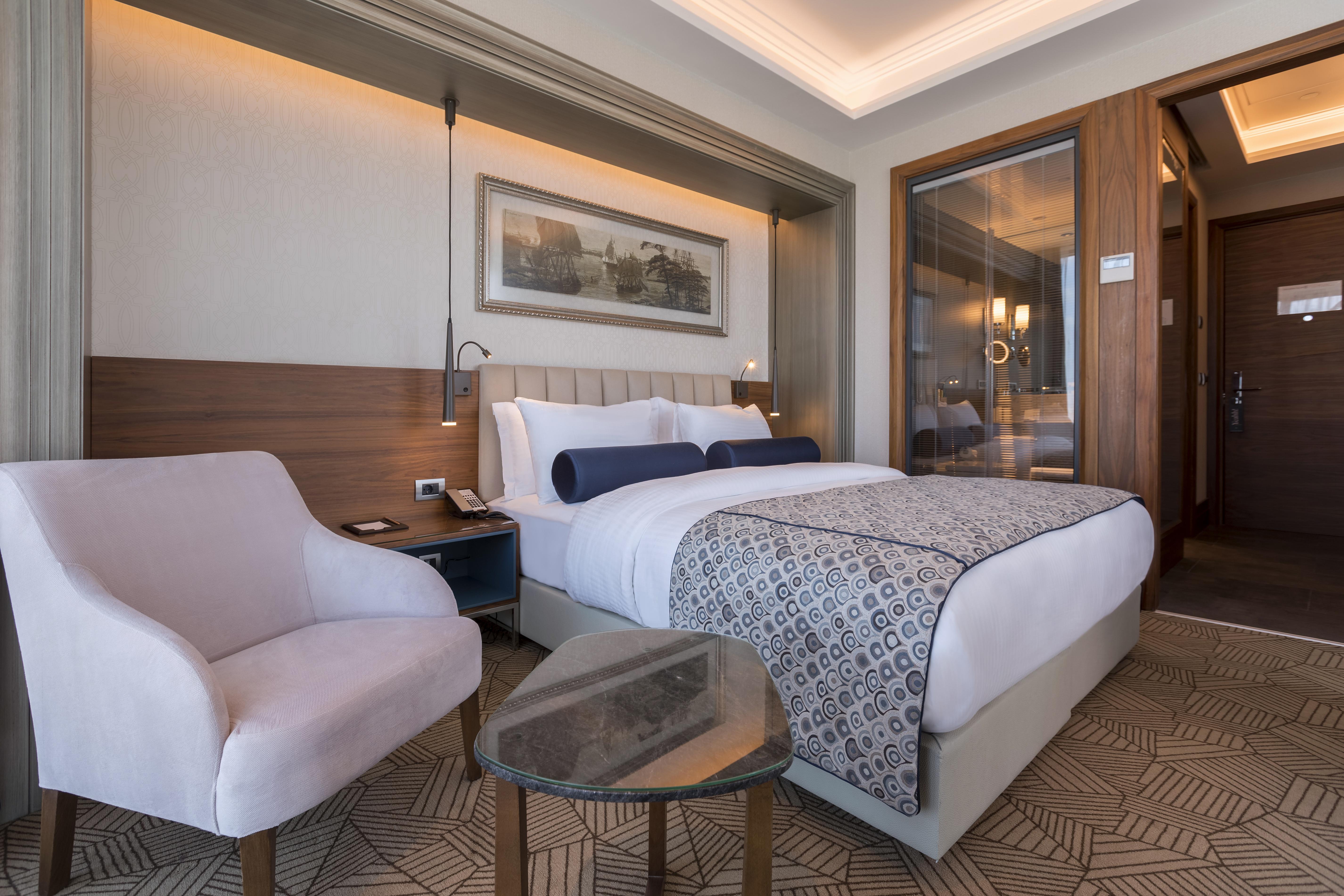 Golden Tulip Bayrampasa Hotel 5*