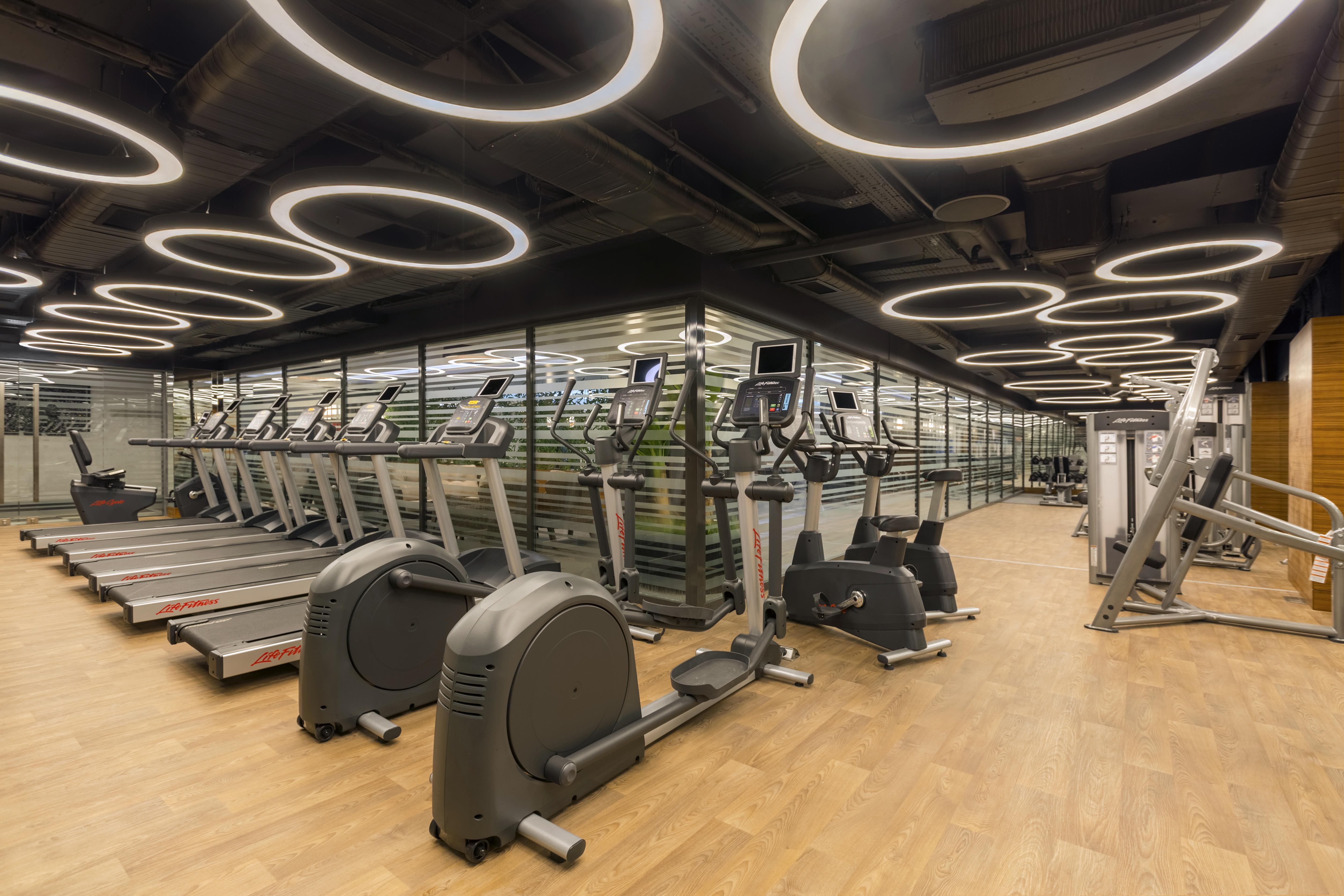 Golden Tulip Bayrampasa Hotel 5*