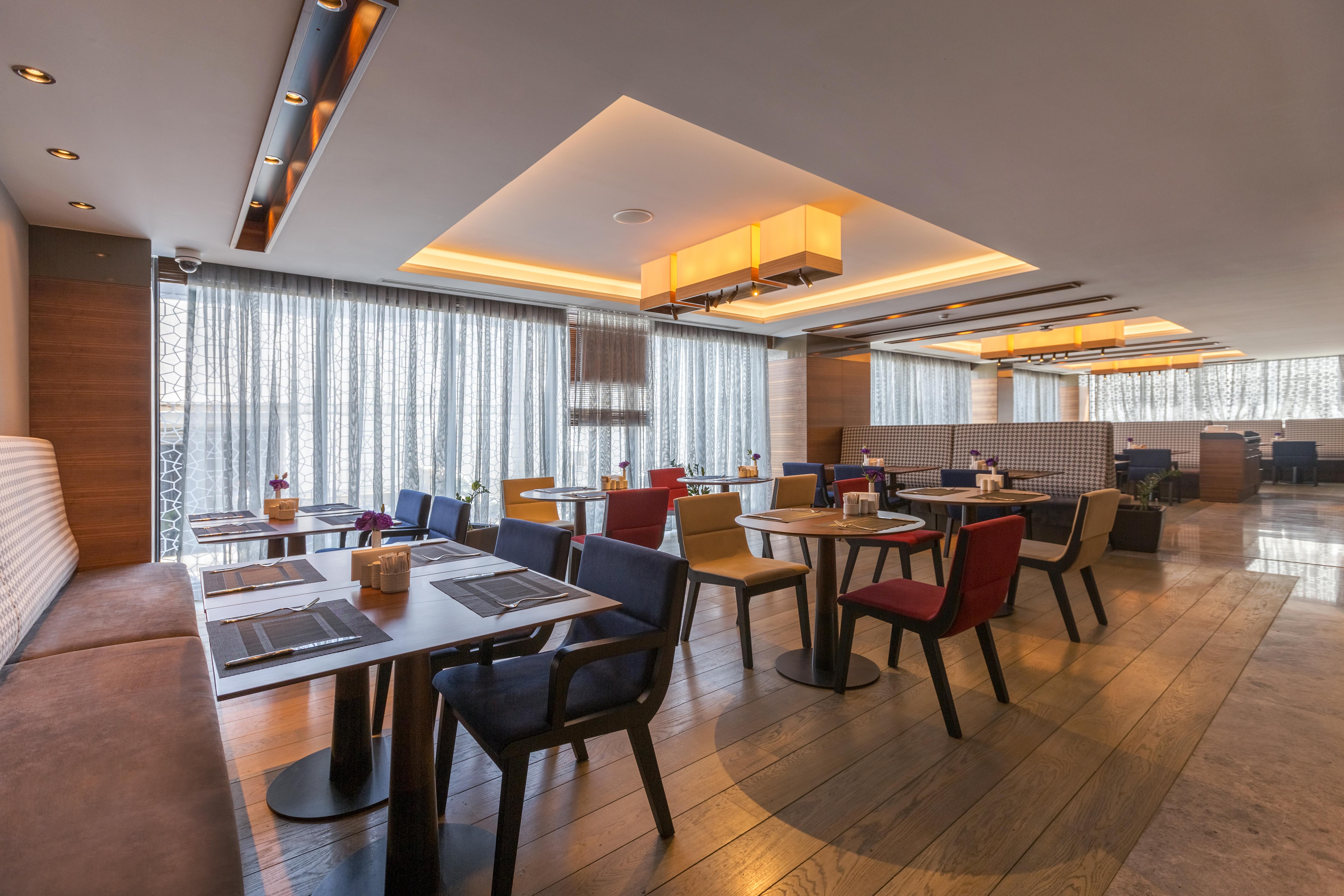 Golden Tulip Bayrampasa Hotel