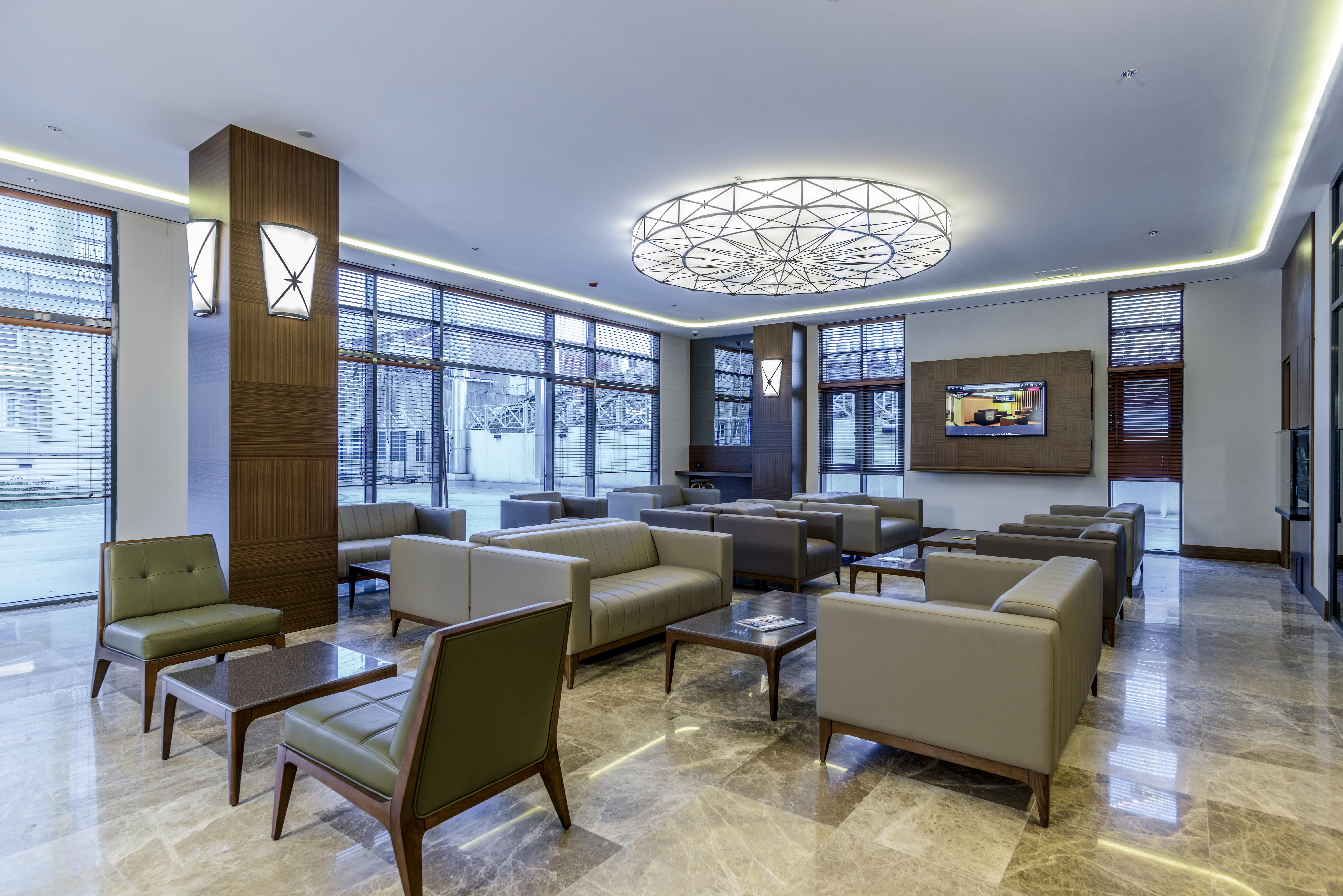Nearport Hotel 4*