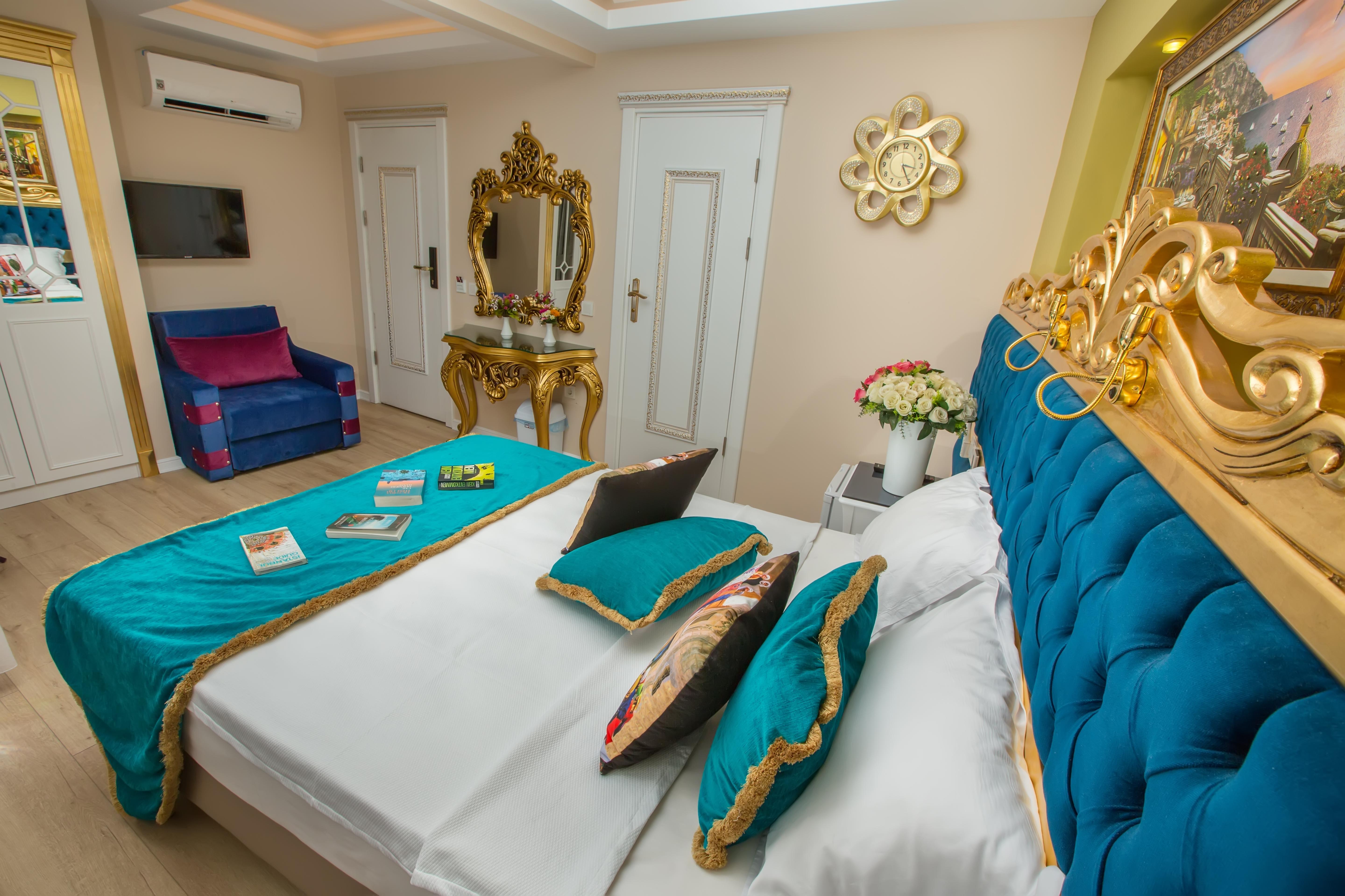 Atlantis Royal Hotel 3*