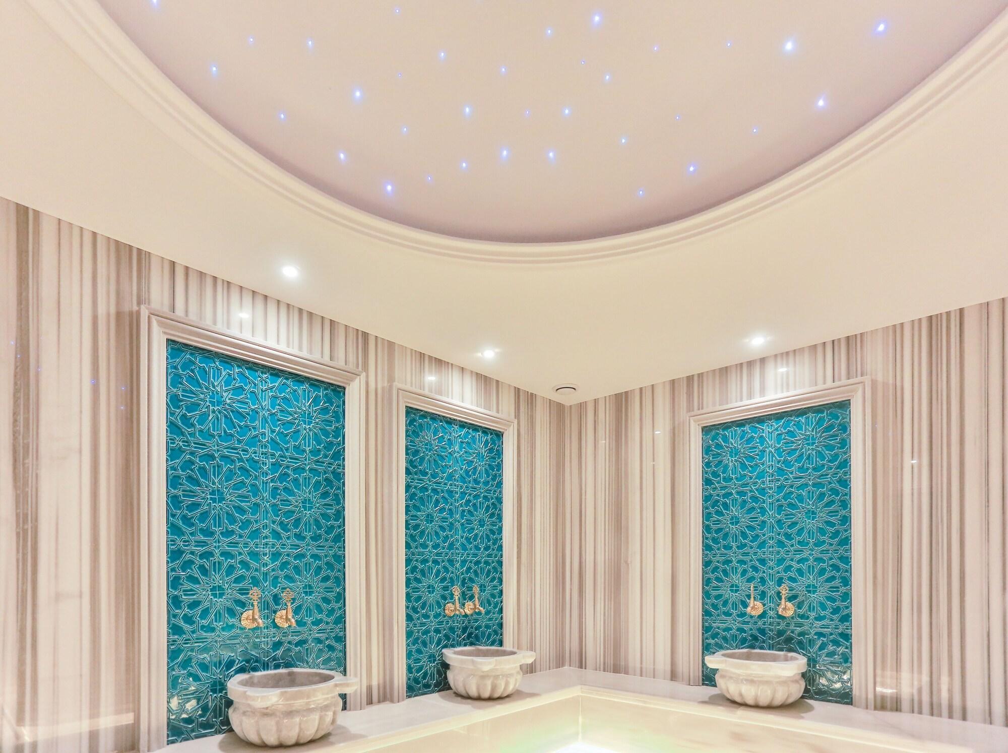 Danis & - Old Hotel 4*