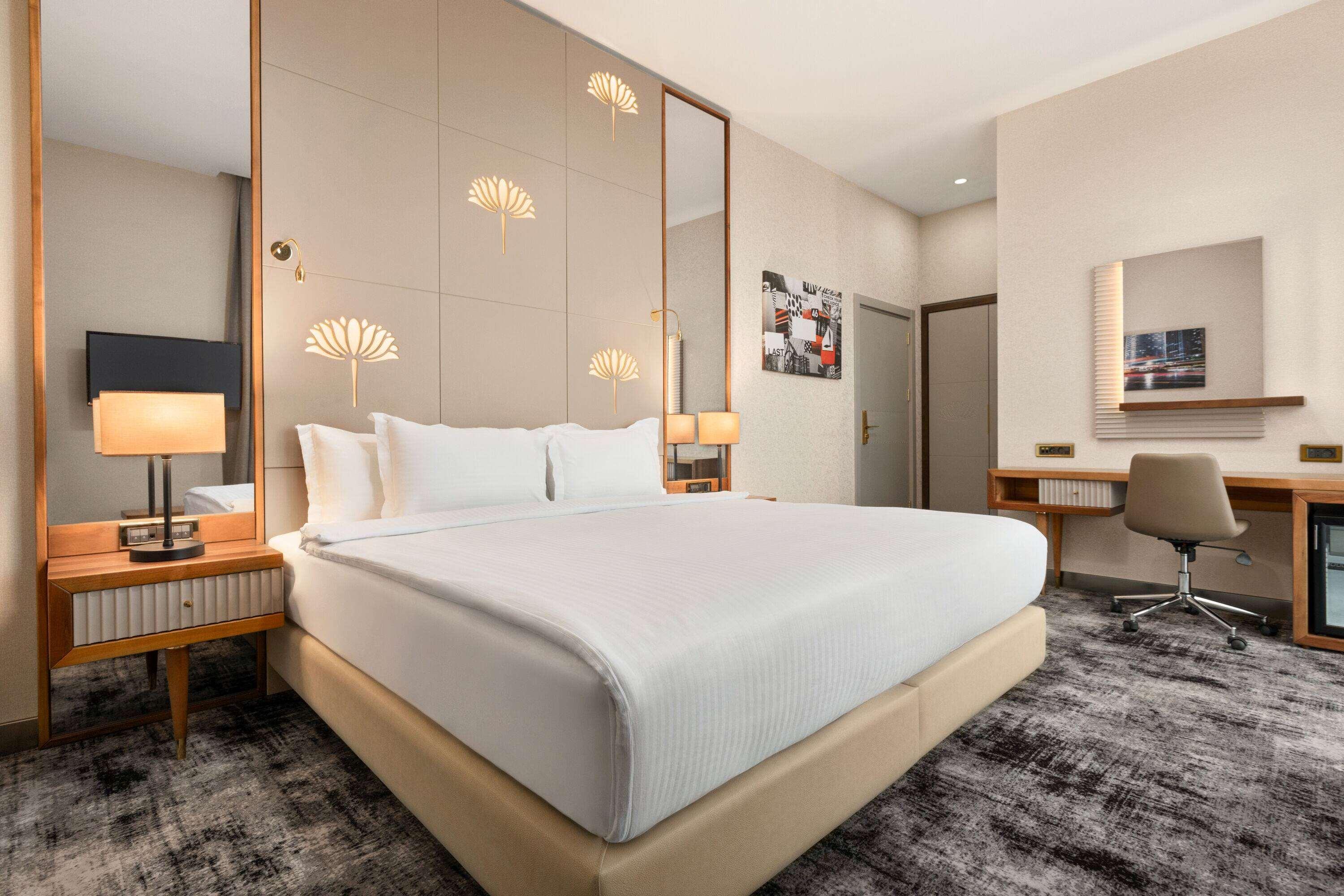 Hotel Tryp By Wyndham Topkapi 4*