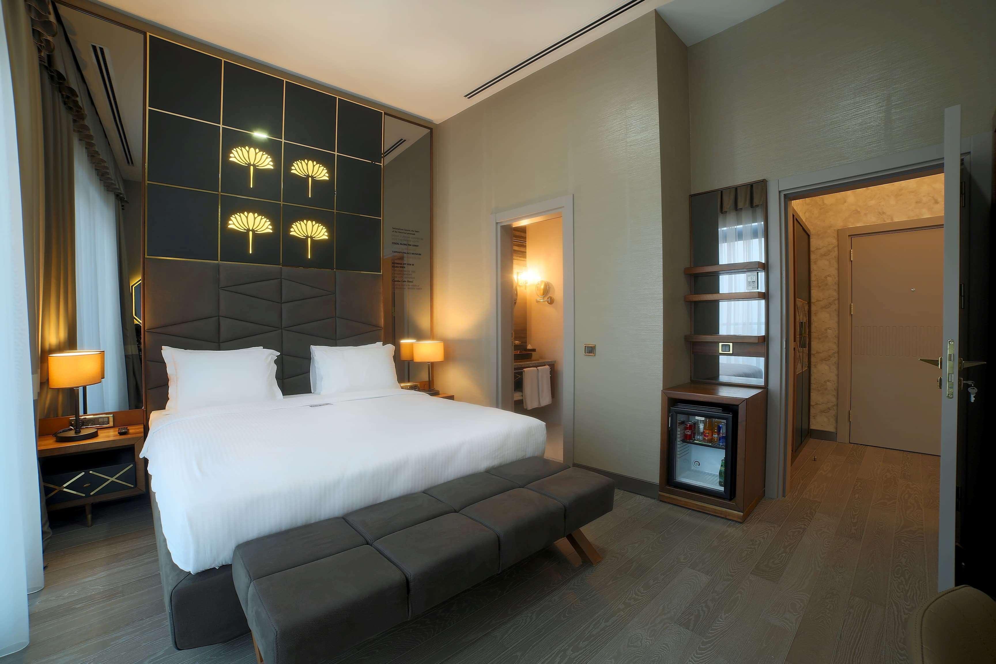 Tryp By Wyndham Topkapi Hotel 4*