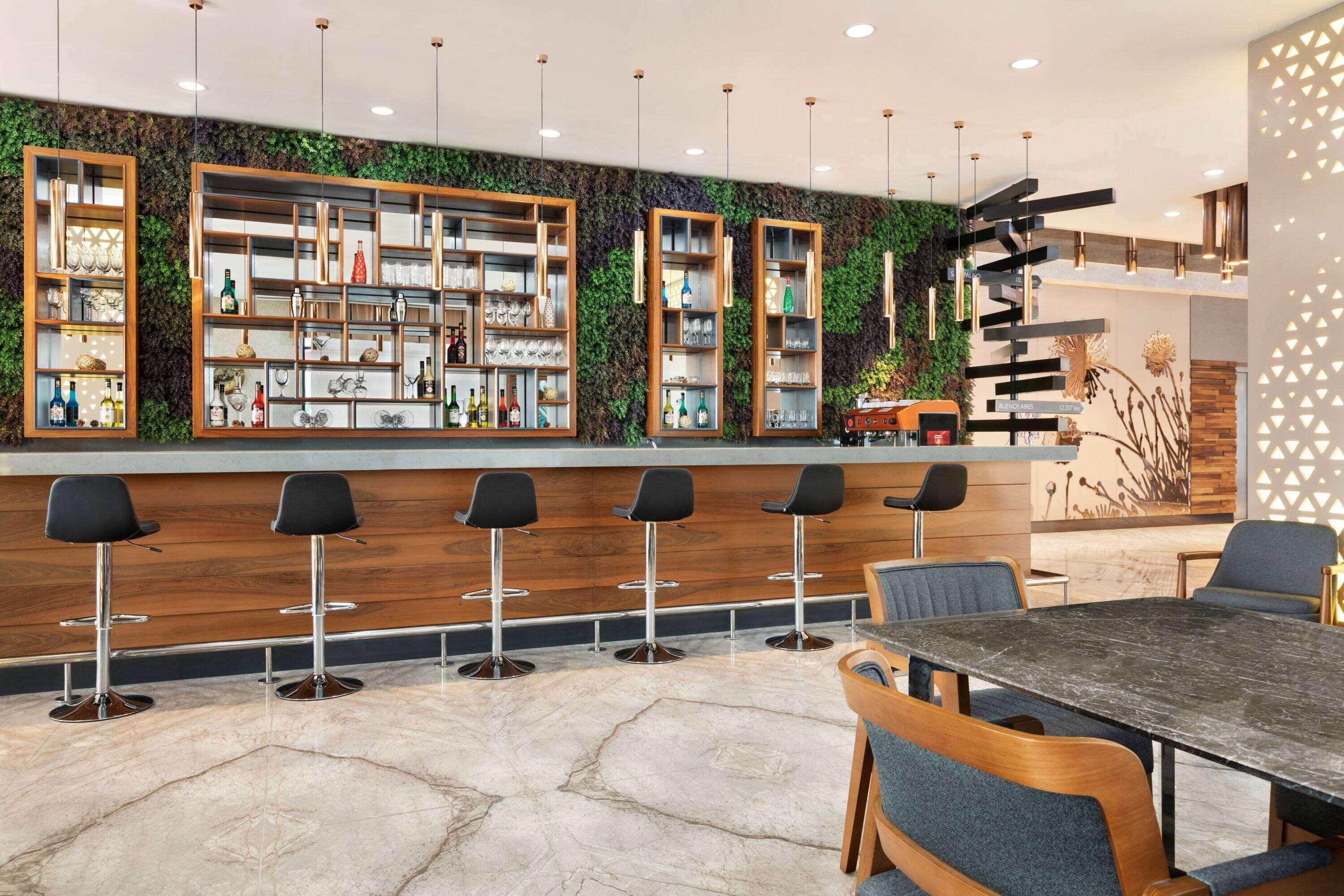 Hotel Tryp By Wyndham Topkapi 4*
