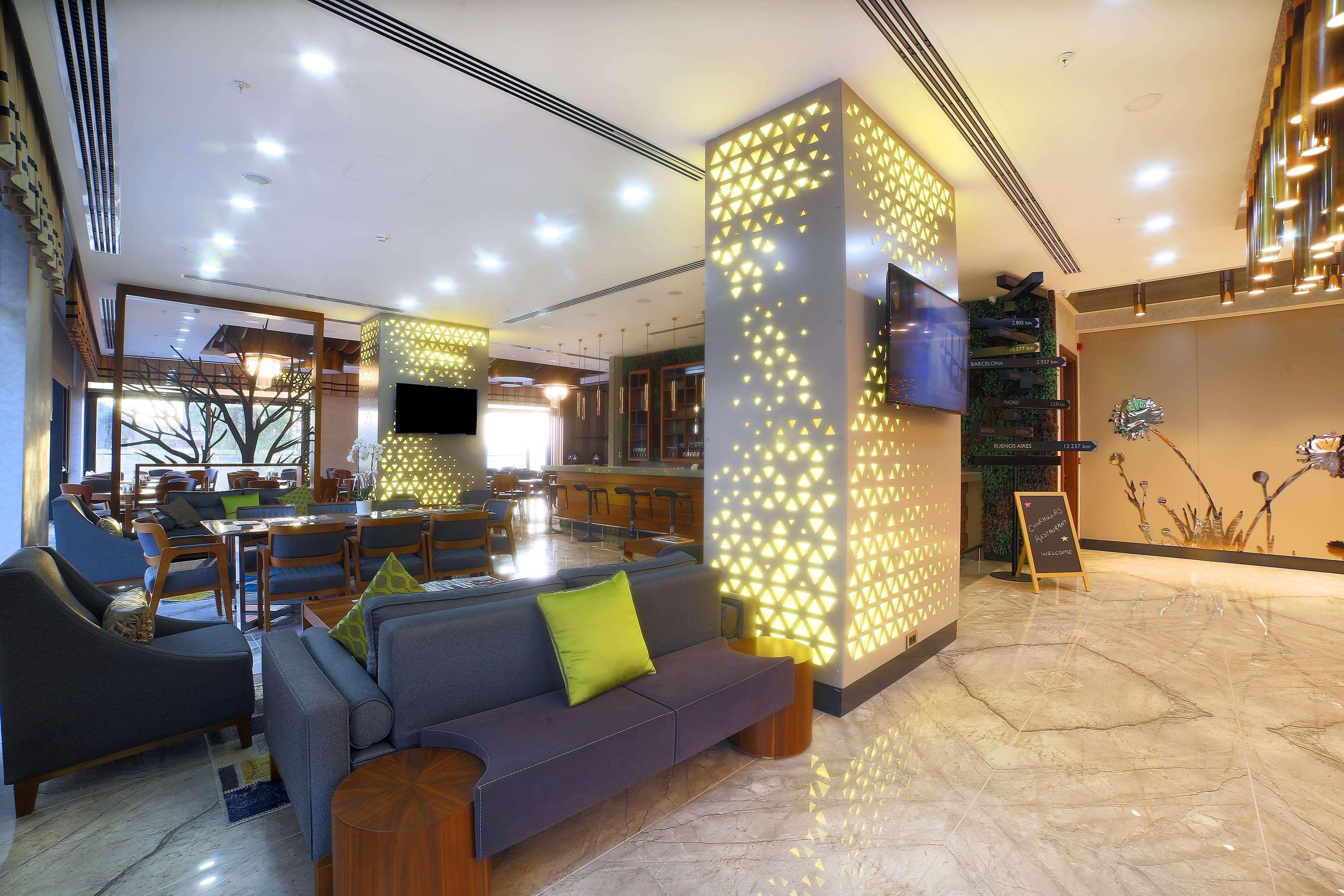 Hotel Tryp By Wyndham Topkapi 4*