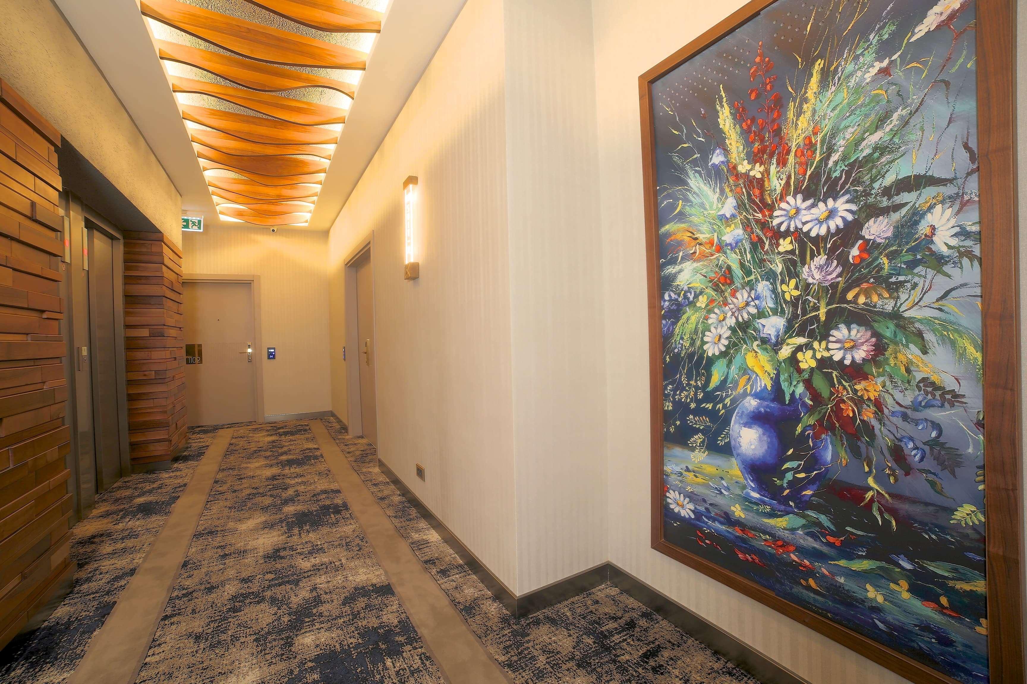 Hotel Tryp By Wyndham Topkapi 4*