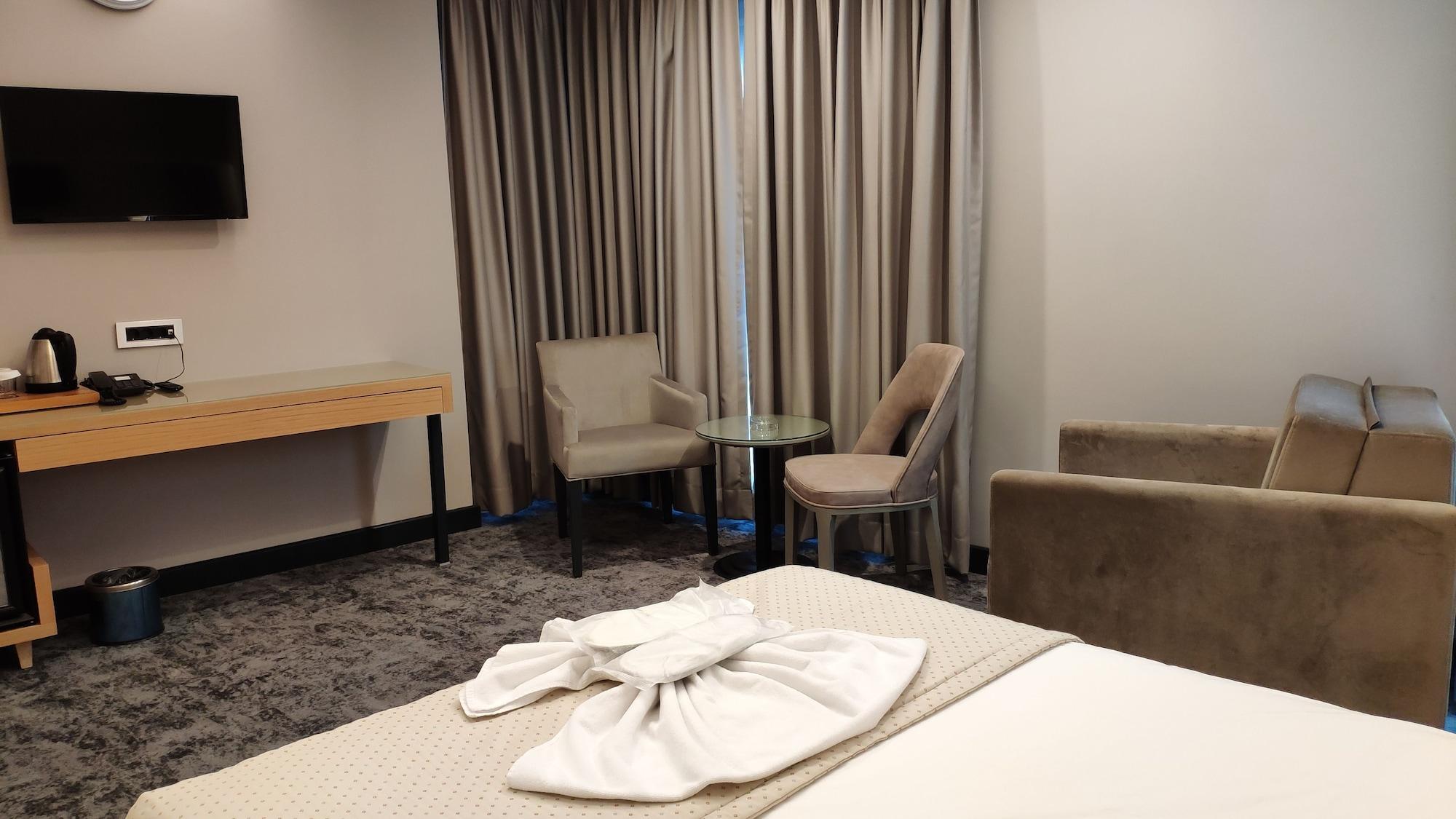 Triada Karakoey 4*