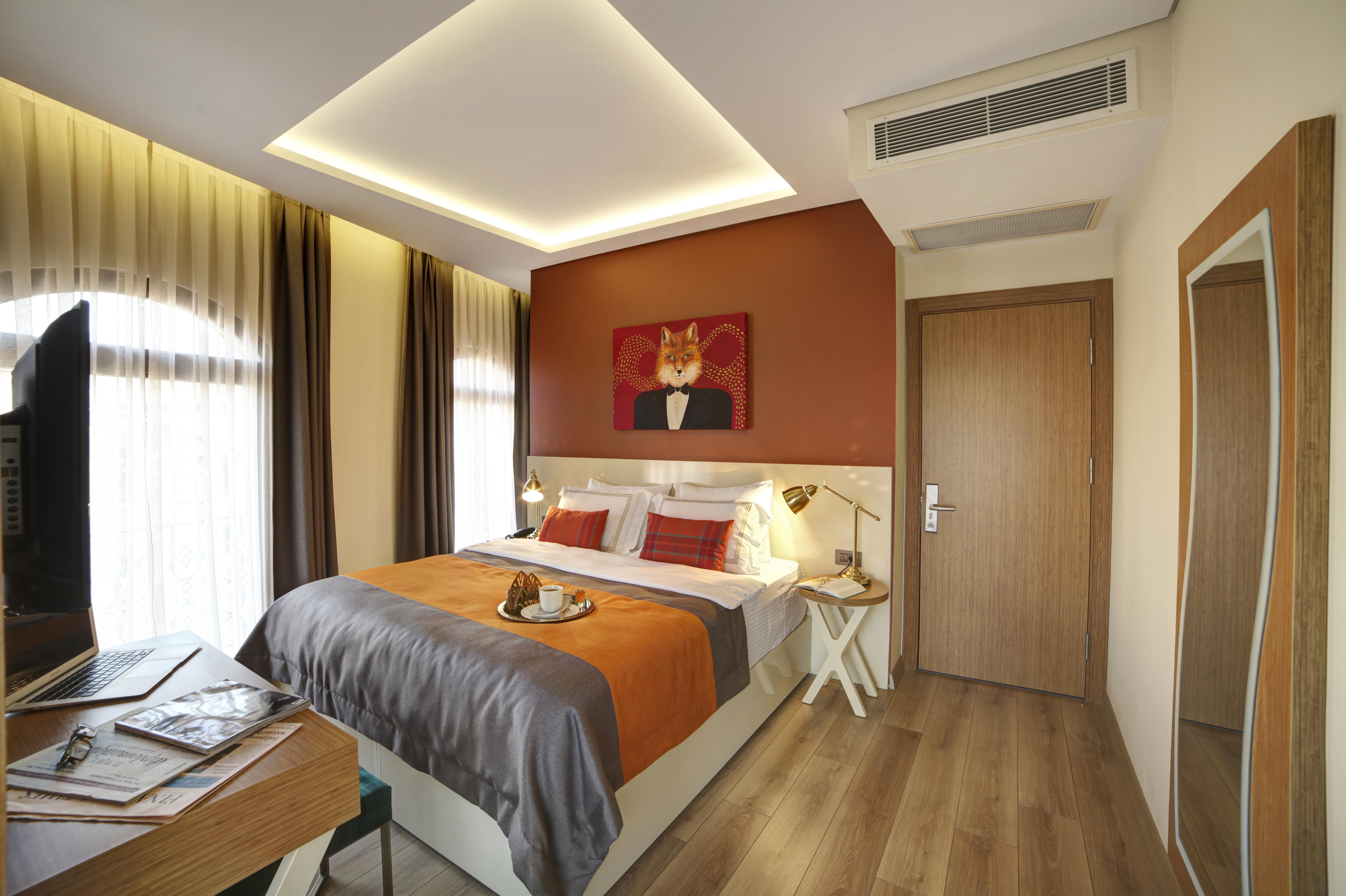 The Fox Hotel 4*