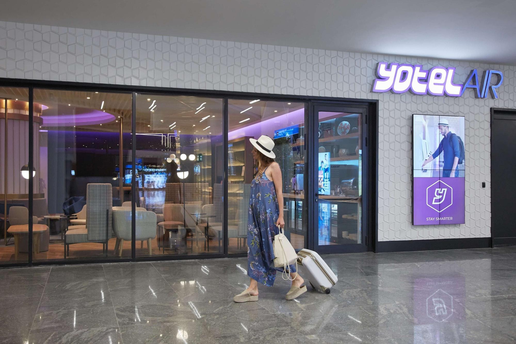 Yotel Airport, Entrance 2* Istanbul