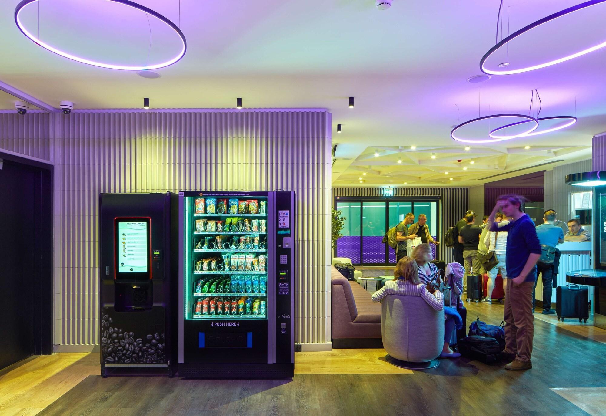 Yotel Airport, Entrance Istanbul