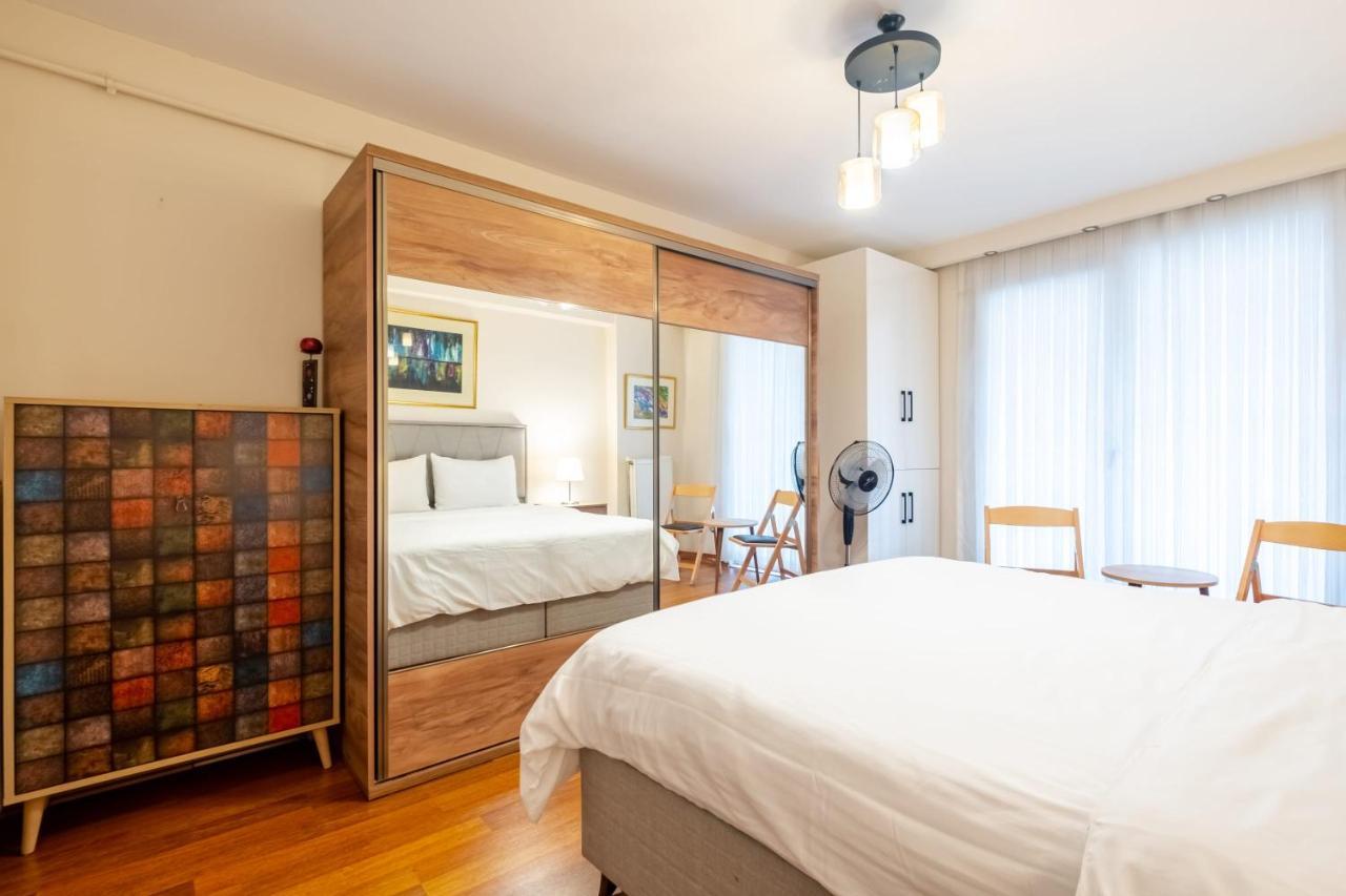 Pleasant Flat With Location In Sisli * Istanbul