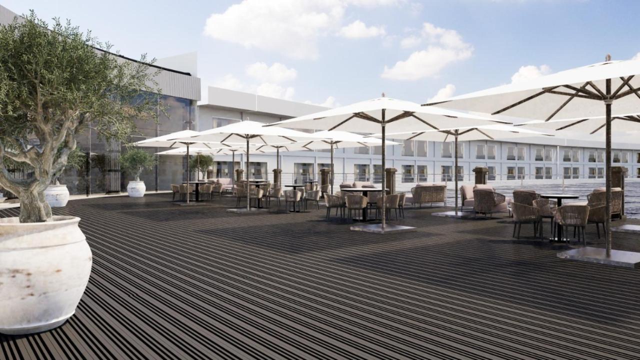 Hotel Crowne Plaza - Tuzla Viaport Marina By Ihg 4*