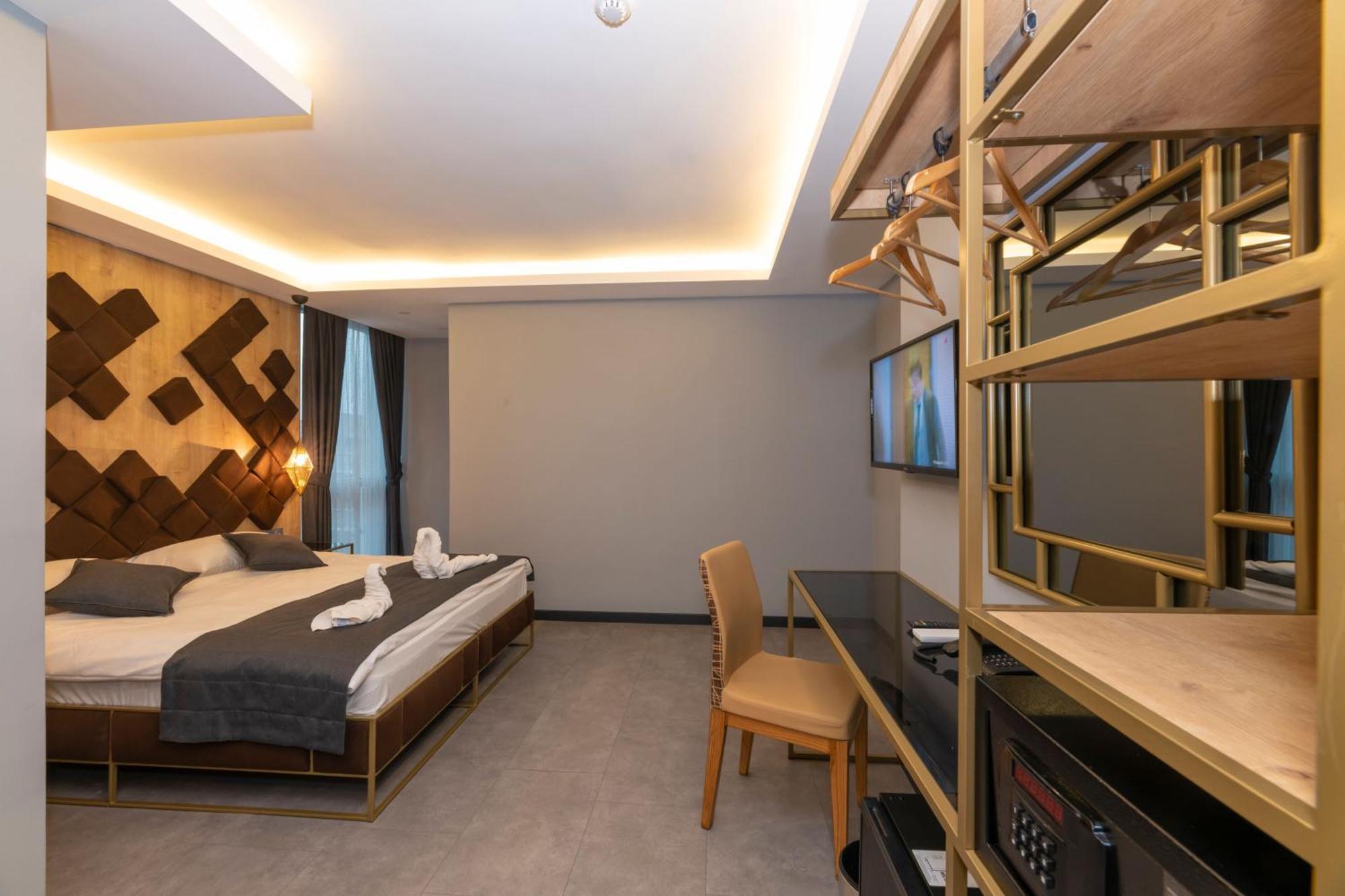 Hotel Fly And Airport Istanbul