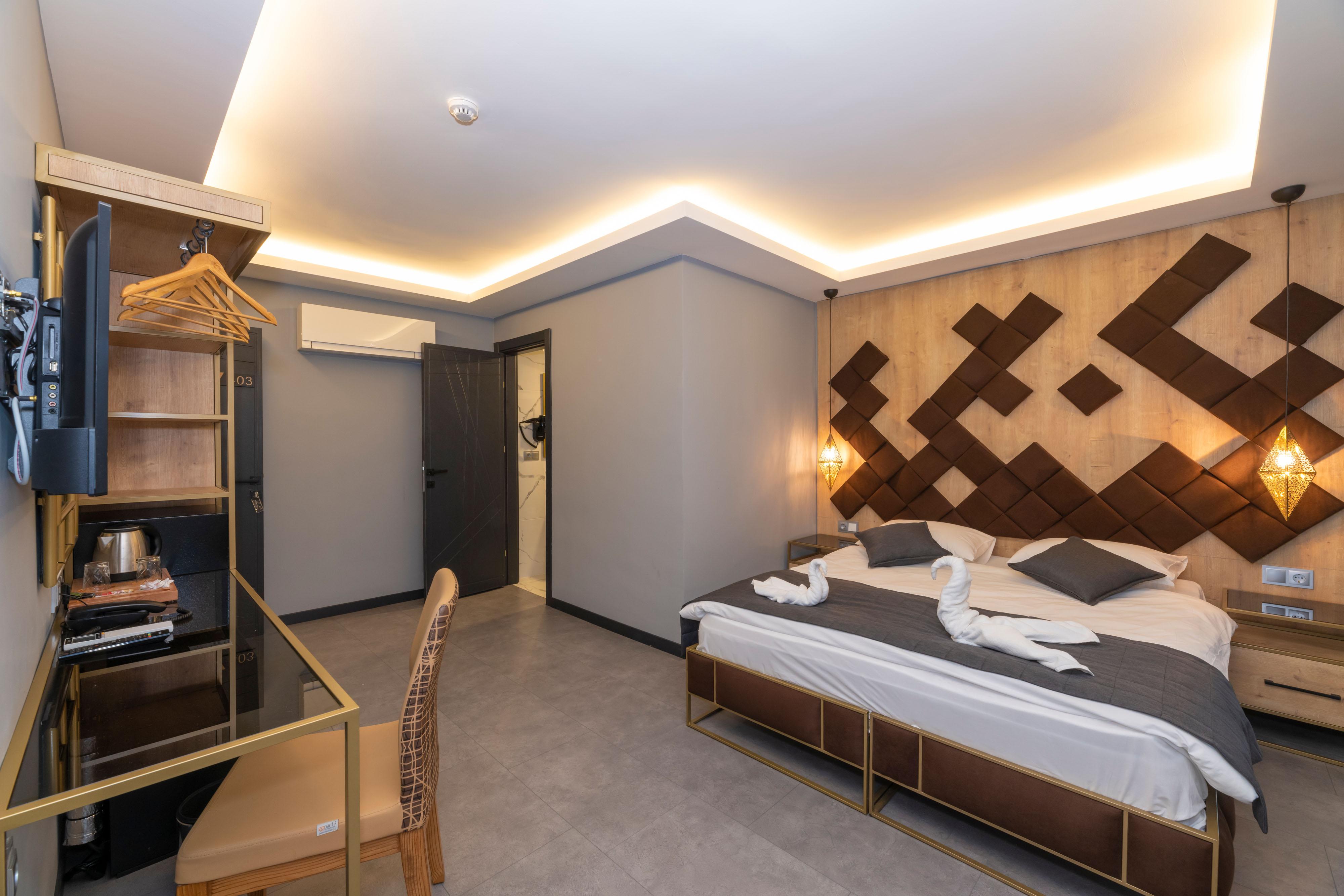 Otel Fly And Airport