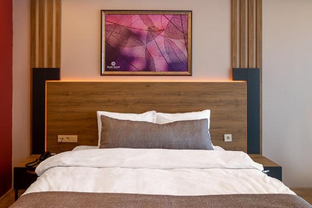 Rush Hotel
