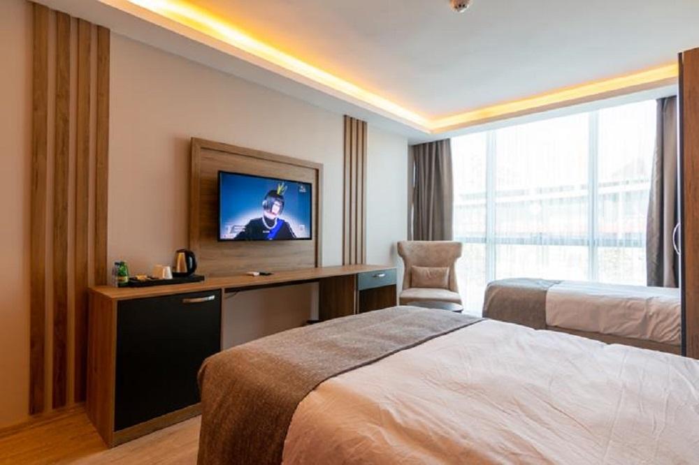 Hotel Rush