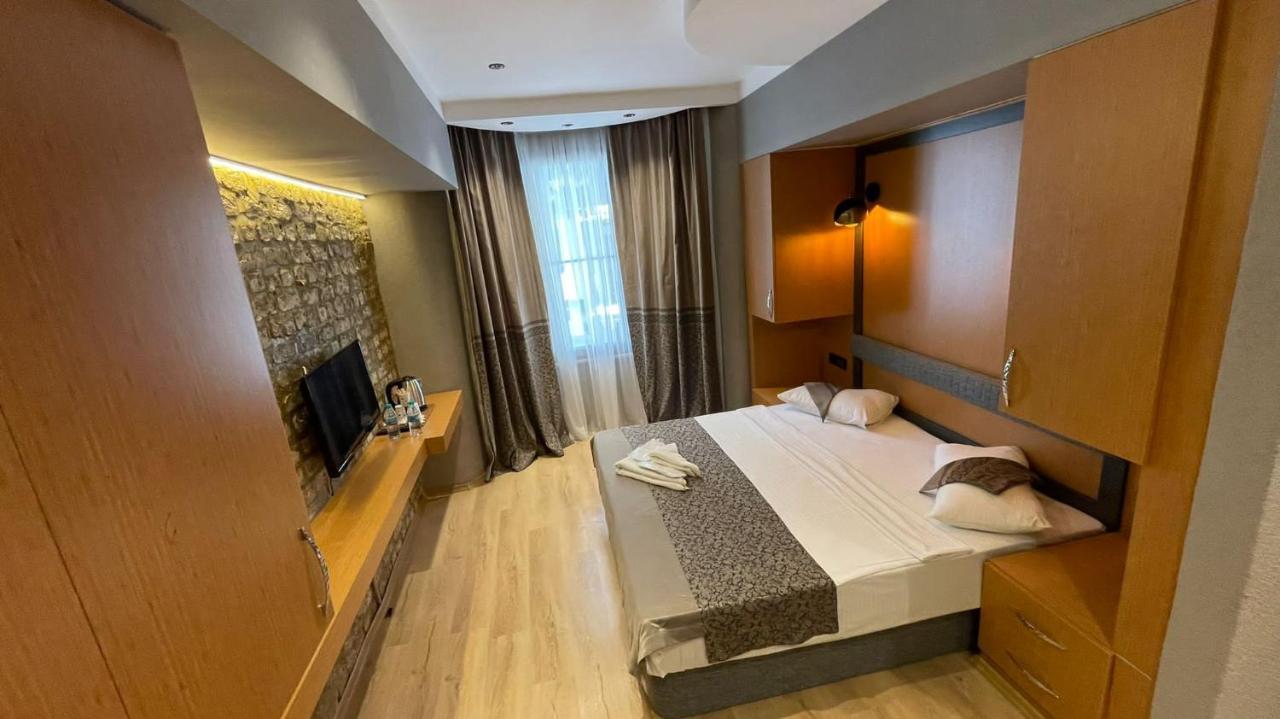 Hotel Grand Ambiance 2*