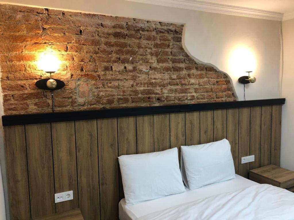 La Pera Hotel