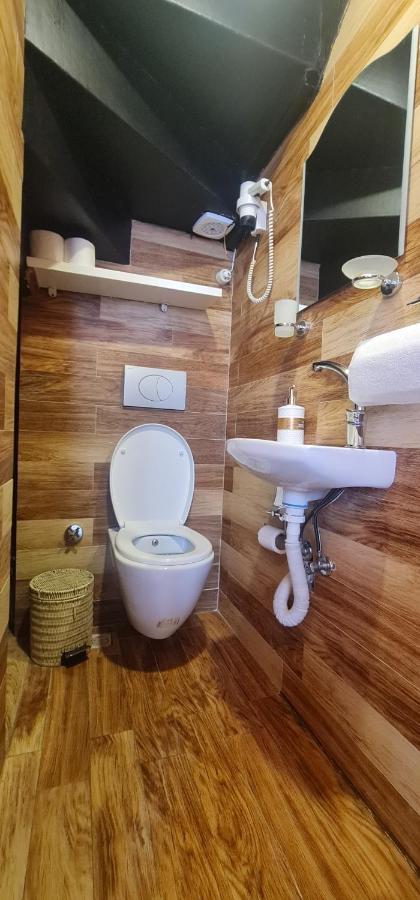 Galata Duplex Apt. *balcony* 1 Min To Metro Stn. Apartment Istanbul