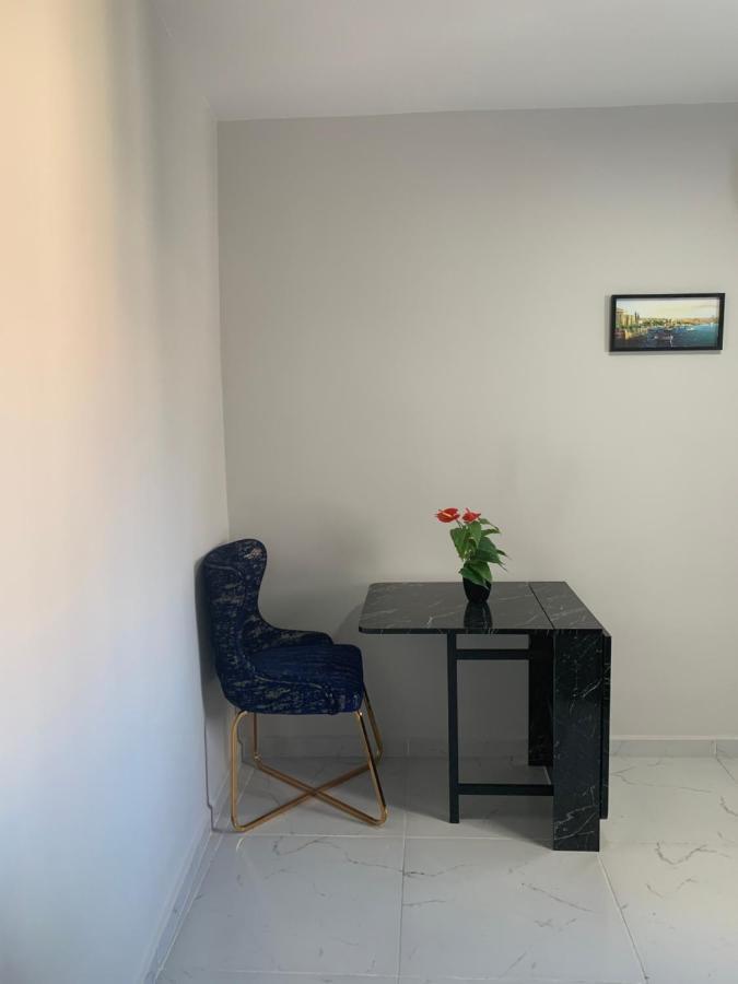 Nearby Taksim Spacious Flat With Duble Bed