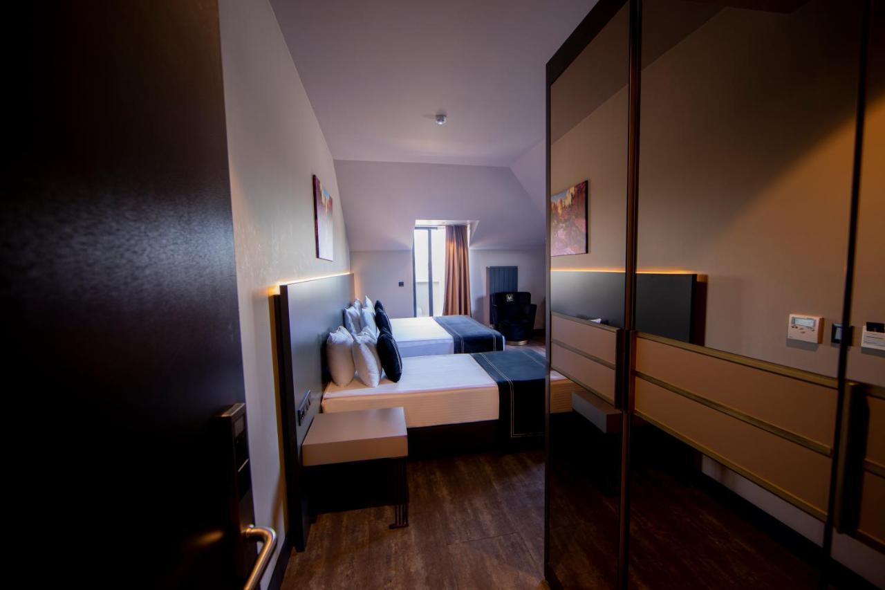 Menalo Premium Airport Hotel