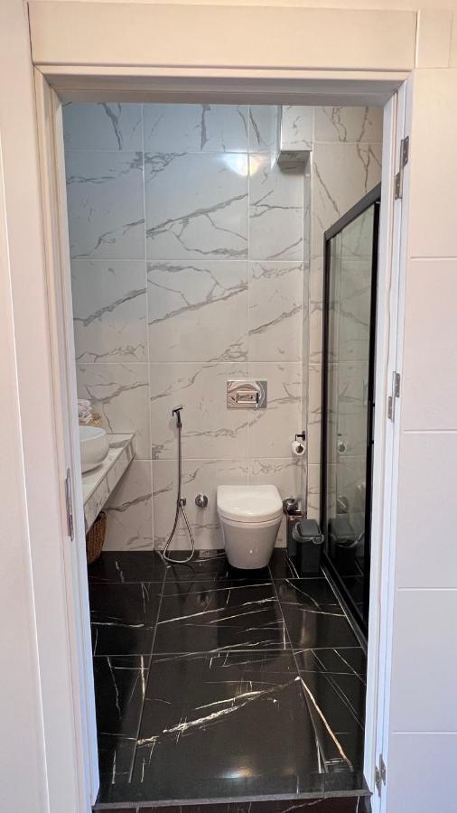 New Renovated 3 Bedroom 2 Bathroom Laleli Apartment *