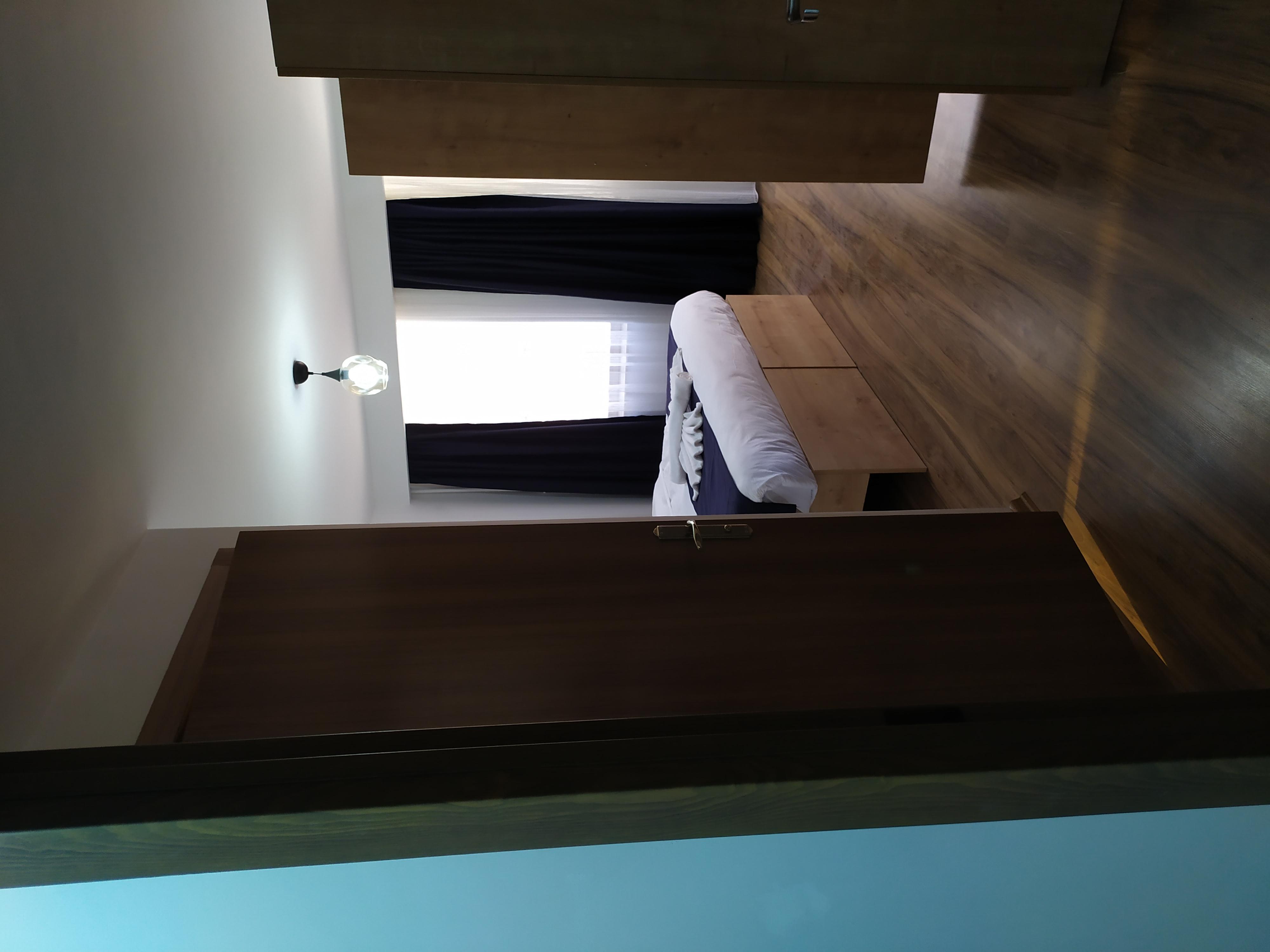 Golden Street 3*