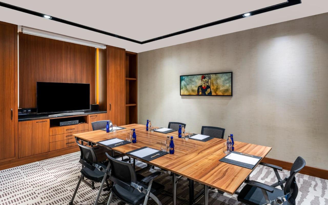 Hotel Moevenpick Golden Horn 5*