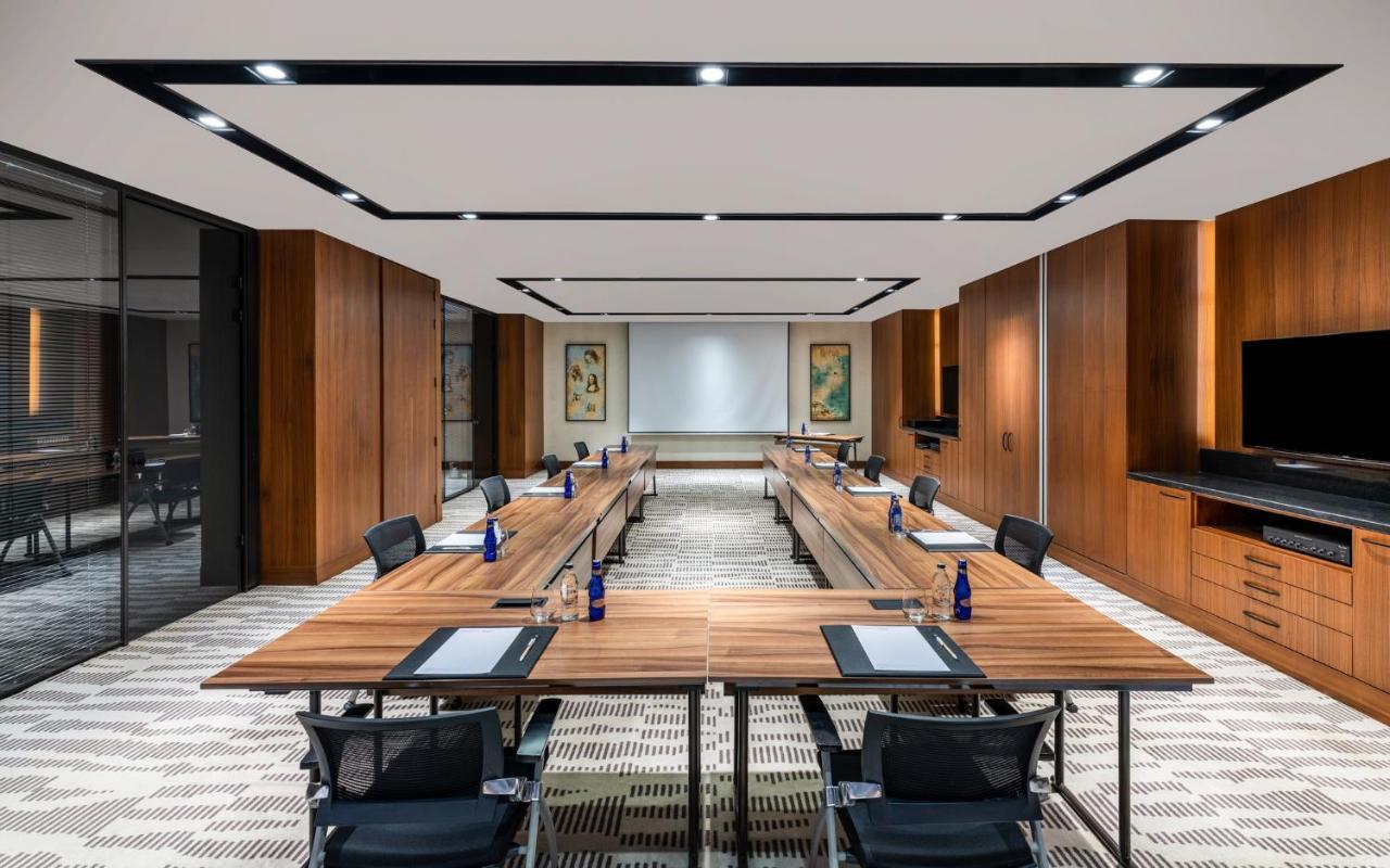 Hotel Moevenpick Golden Horn