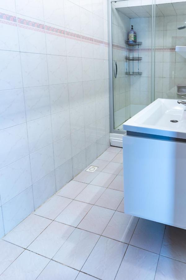 Apartment Kaplan Cosy Flat - Air Conditioned & Heated 3 Bedrooms In The