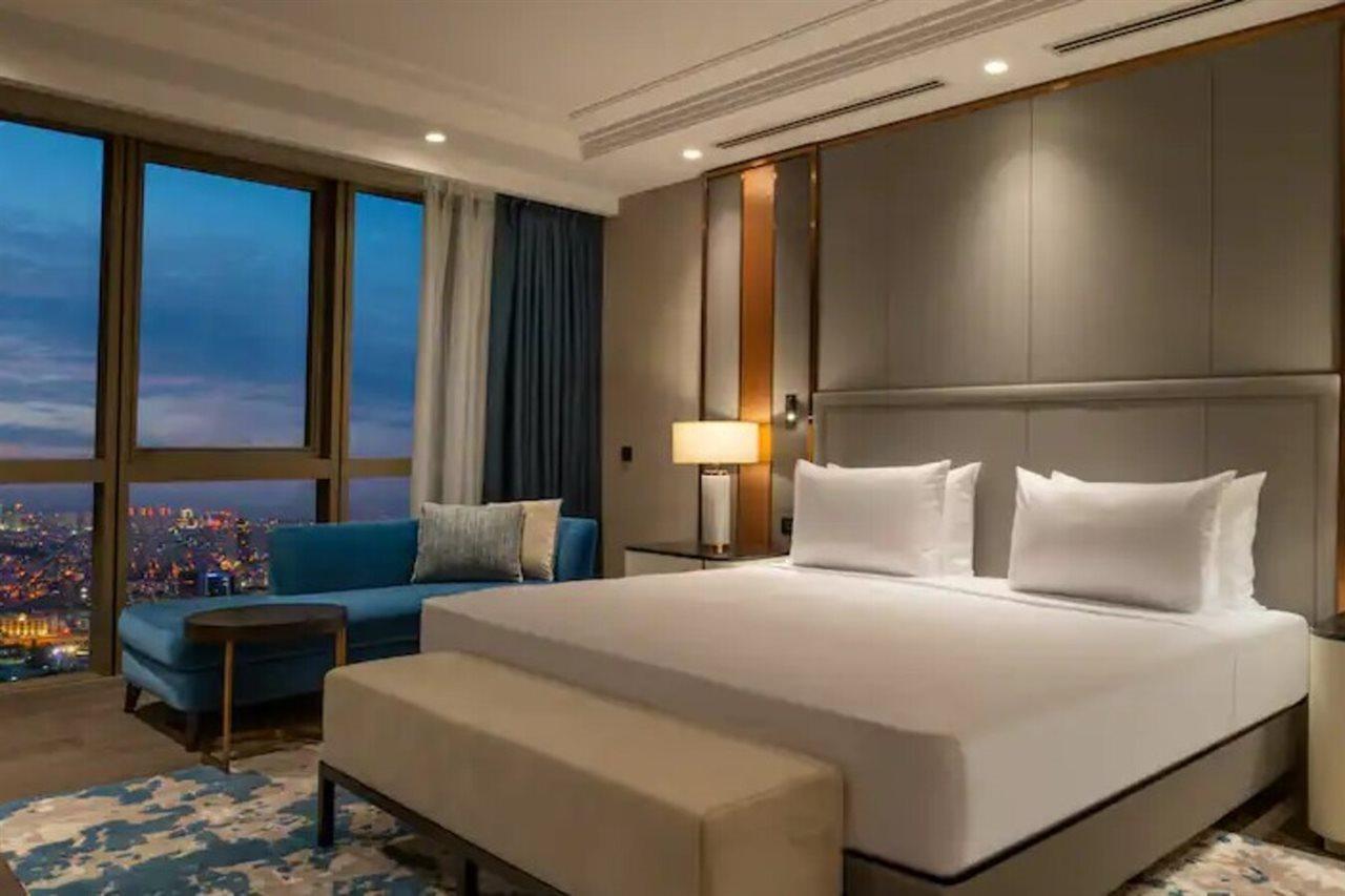 Hotel Hilton Mall Of 5*