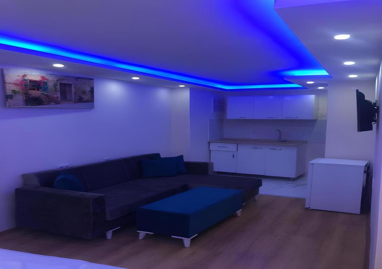 Hotel Blue Royal