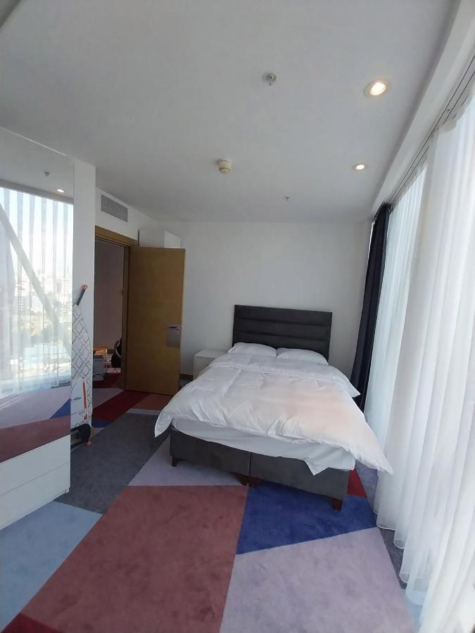 5 Person Luxury *