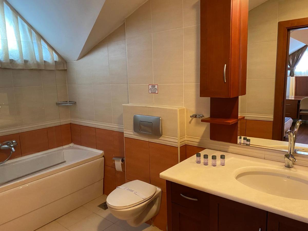 Hotel Triada Gayrettepe Istanbul