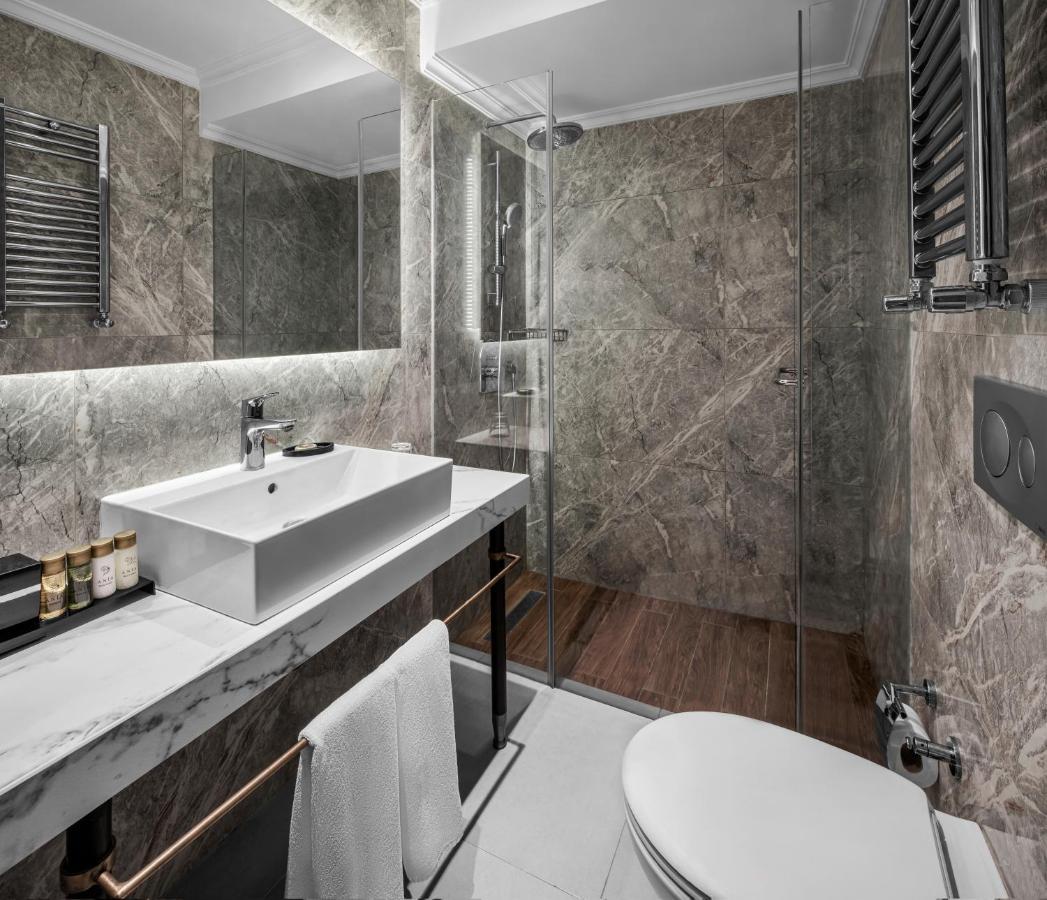 Akka Lush Taksim Istanbul