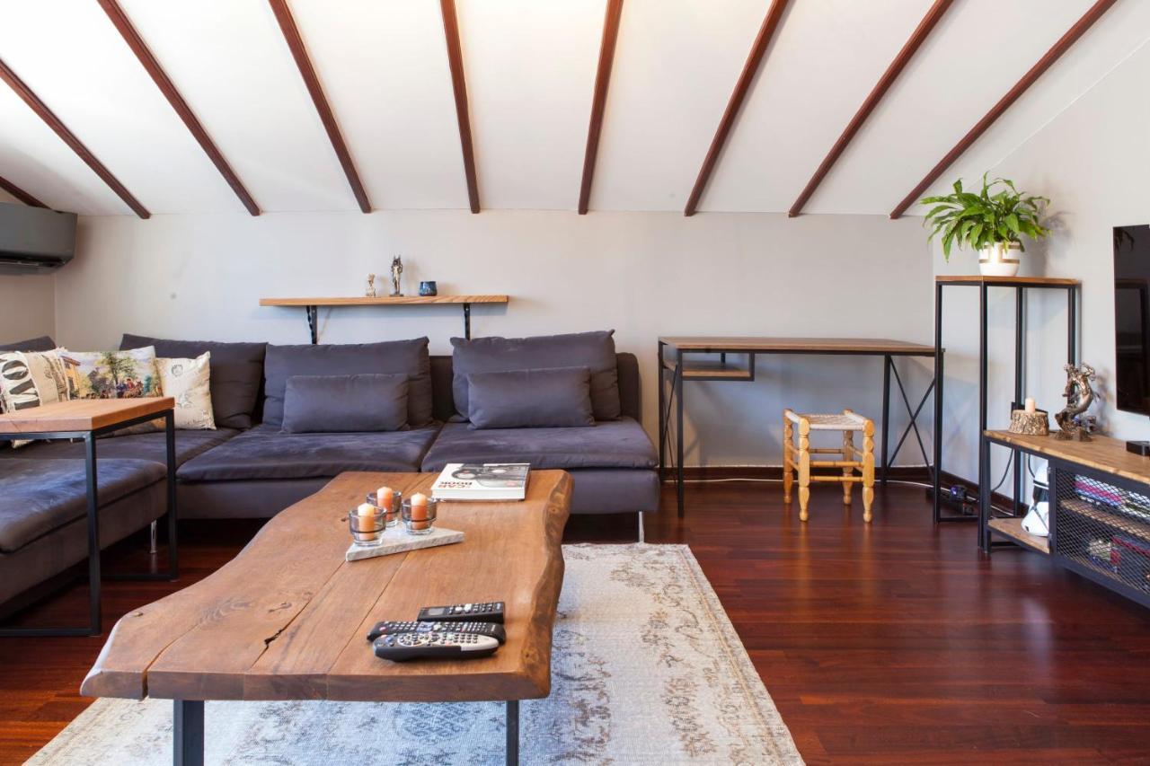 Charming Flat With A Lovely Terrace In Yenikoy *