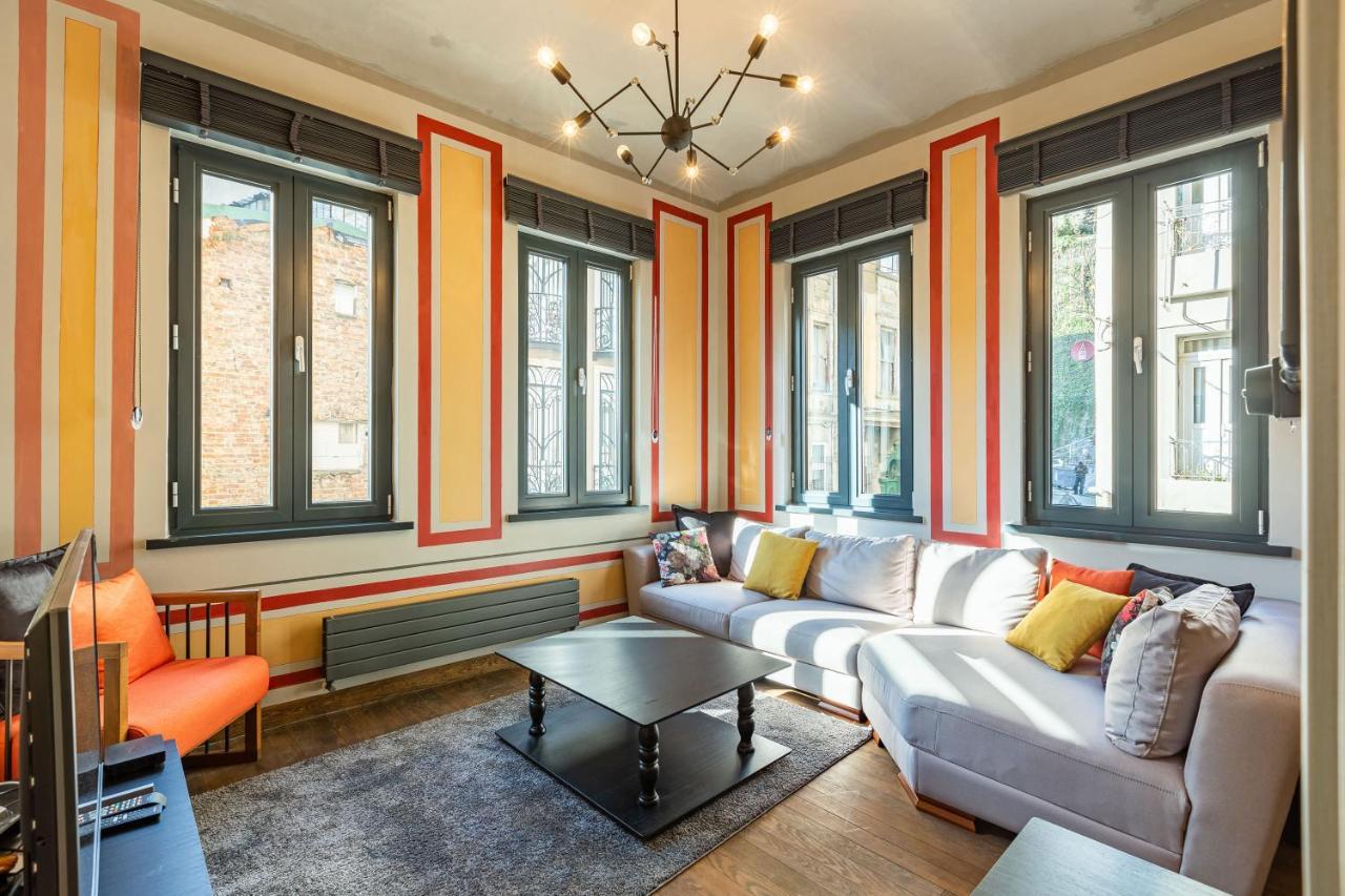 Daire Historical Flat With Hammam Near Taksim *
