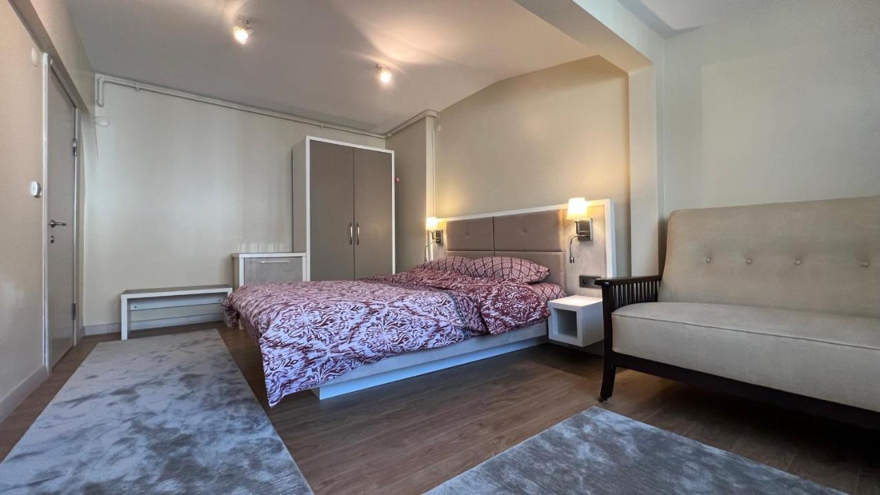 200 M2 Muhtesem Cati Kati, Roof Apartment