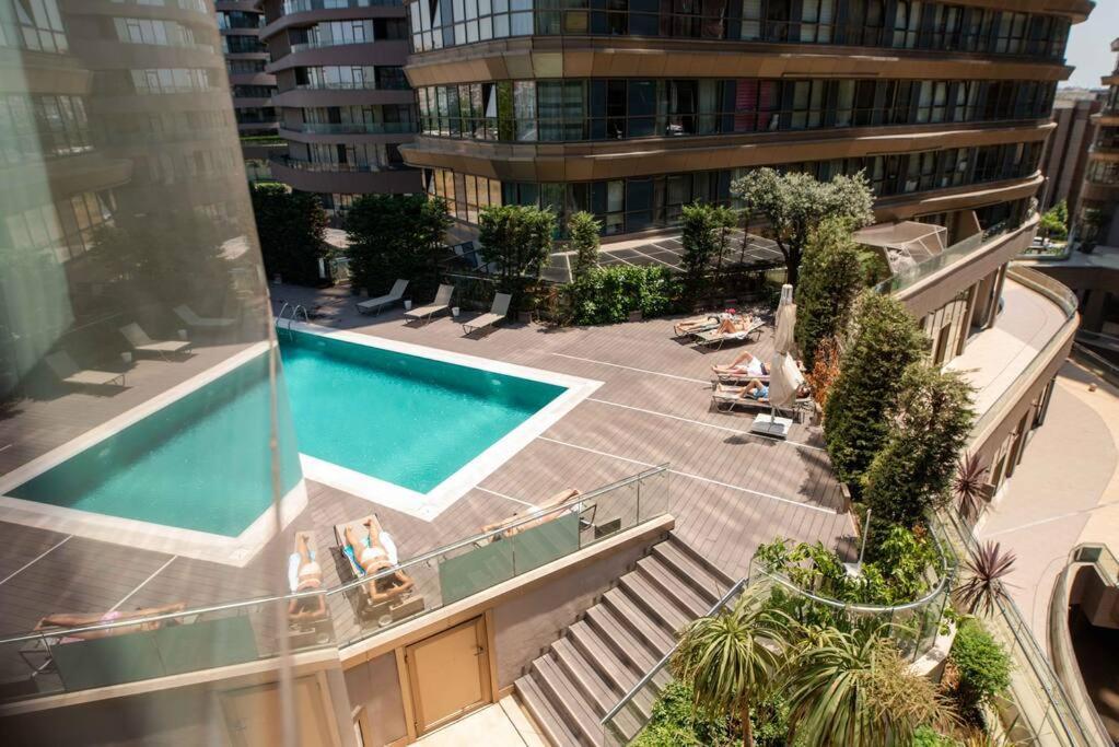 Apartment Modern In A Complex With Pool *