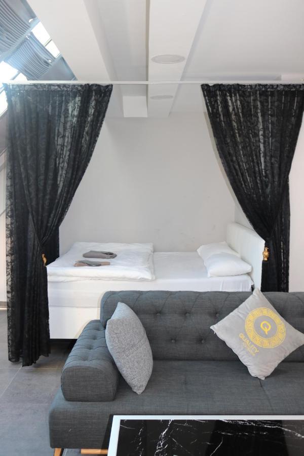 Hera House Apartment *